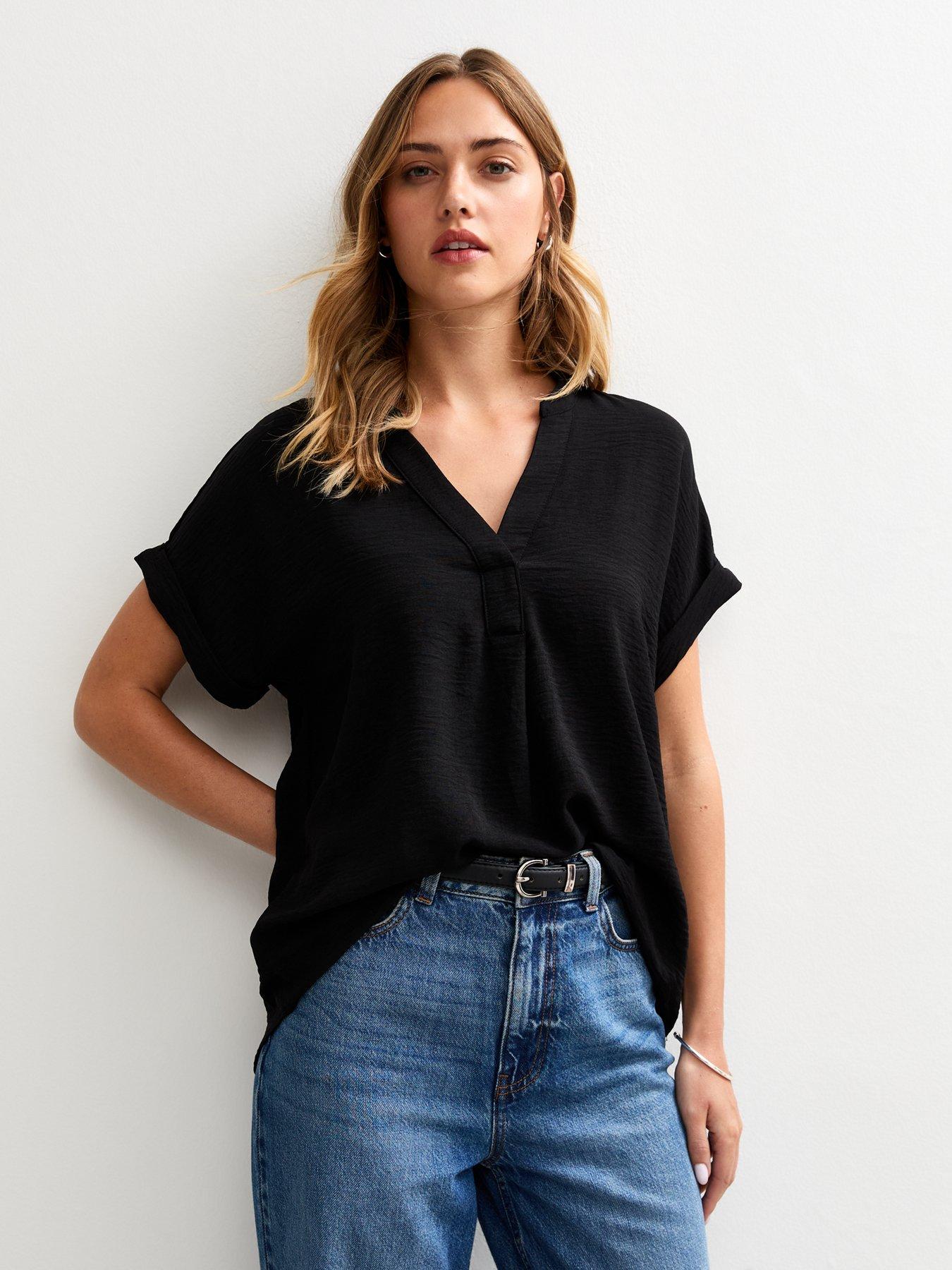 undefined Crinkle V-Neck Top - Black