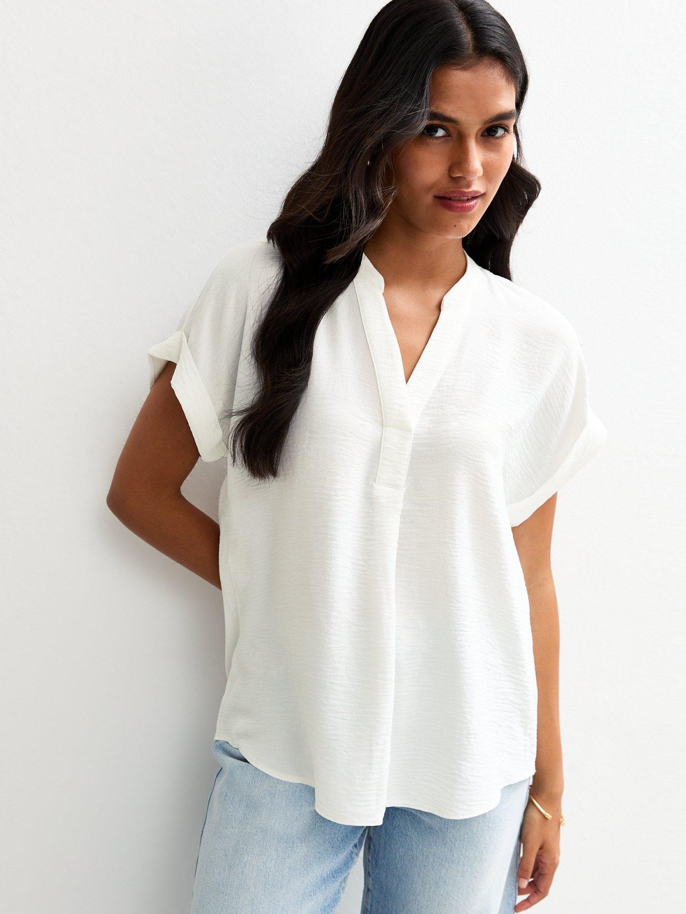 undefined Crinkled Short Sleeve Top - White
