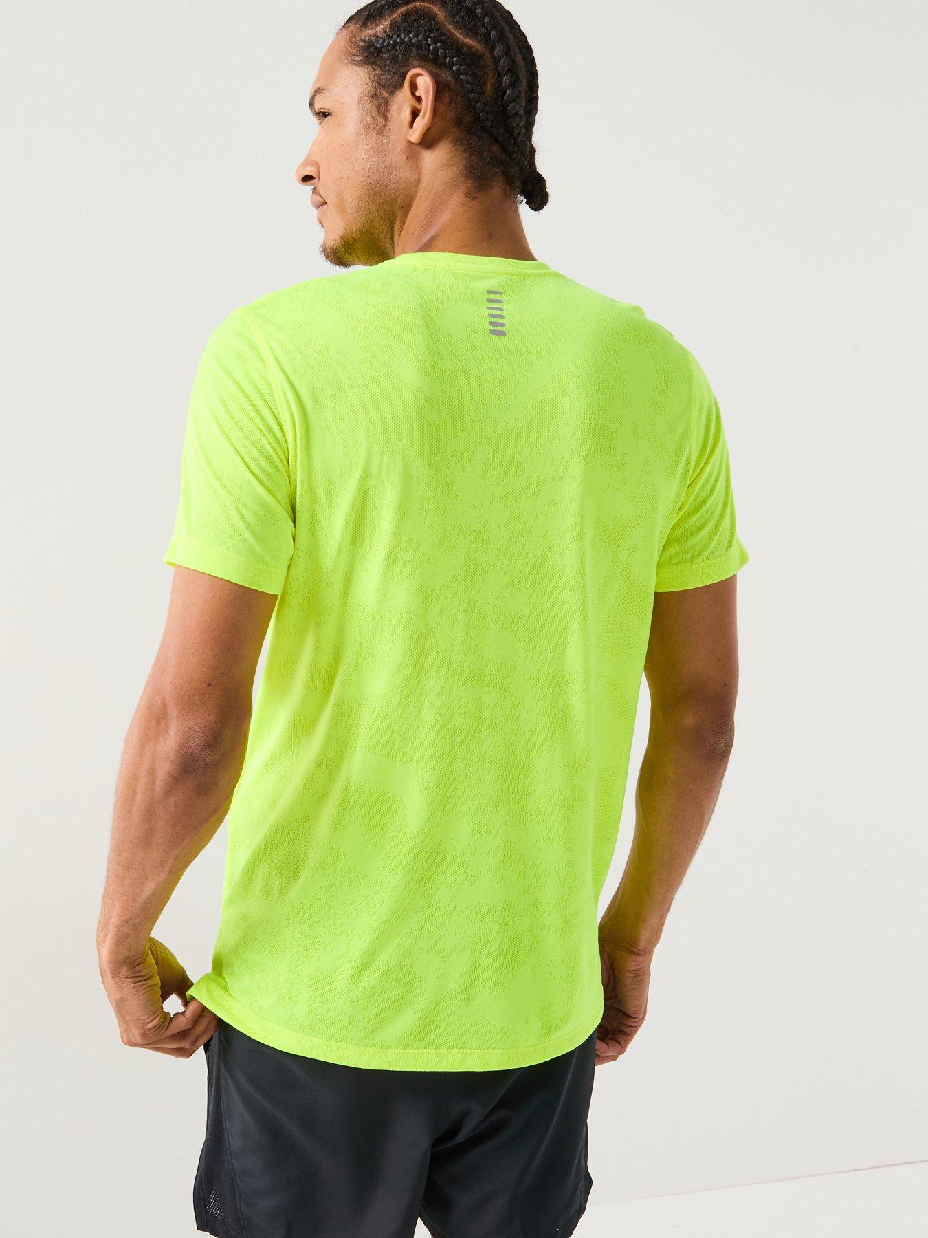 Image 2 of 6 of UNDER ARMOUR Mens Running Launch Camo T-Shirt - Yellow