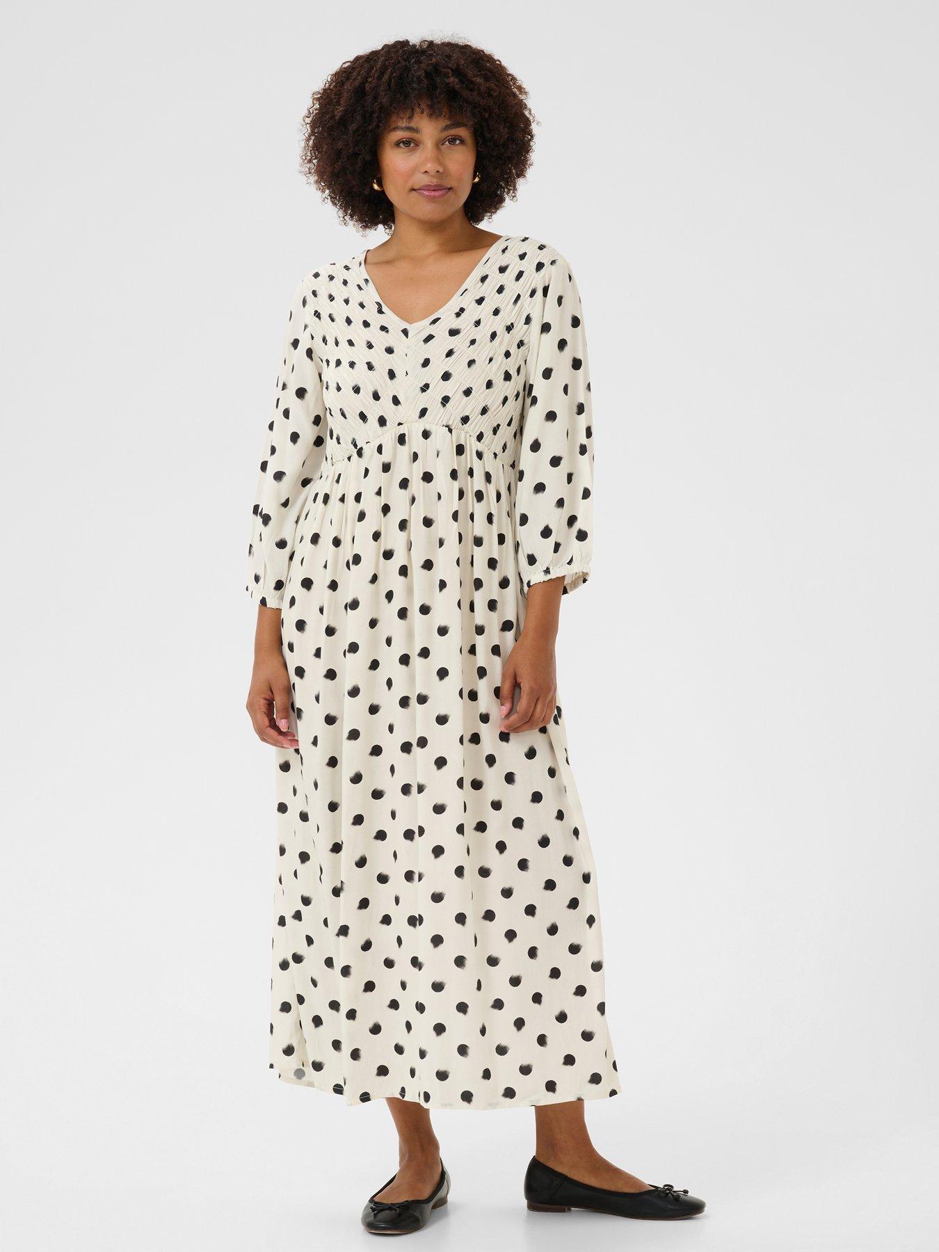 undefined Tiah Smock Maxi Dress - Black
