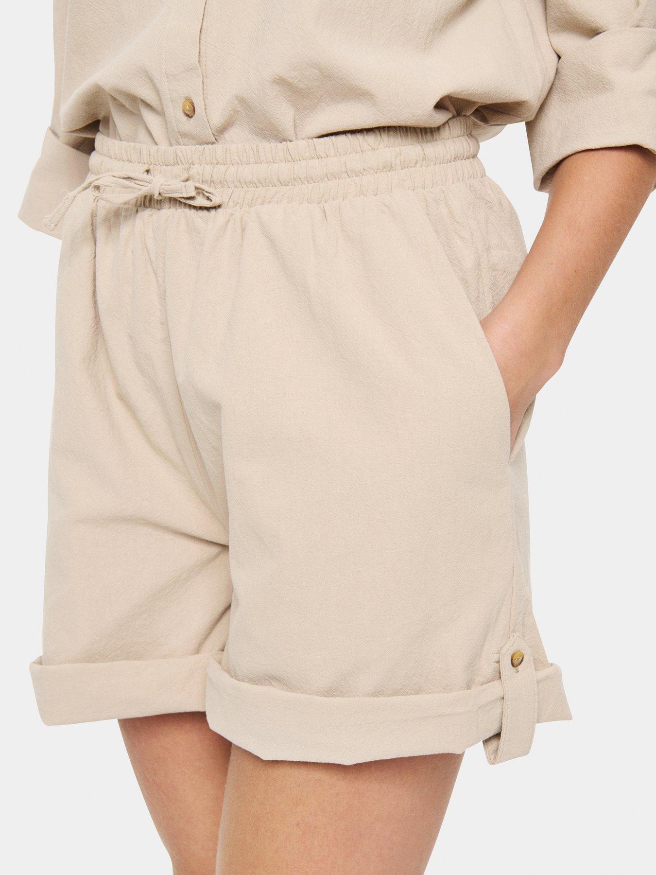  image of saint-tropez-zalinda-shorts-grey