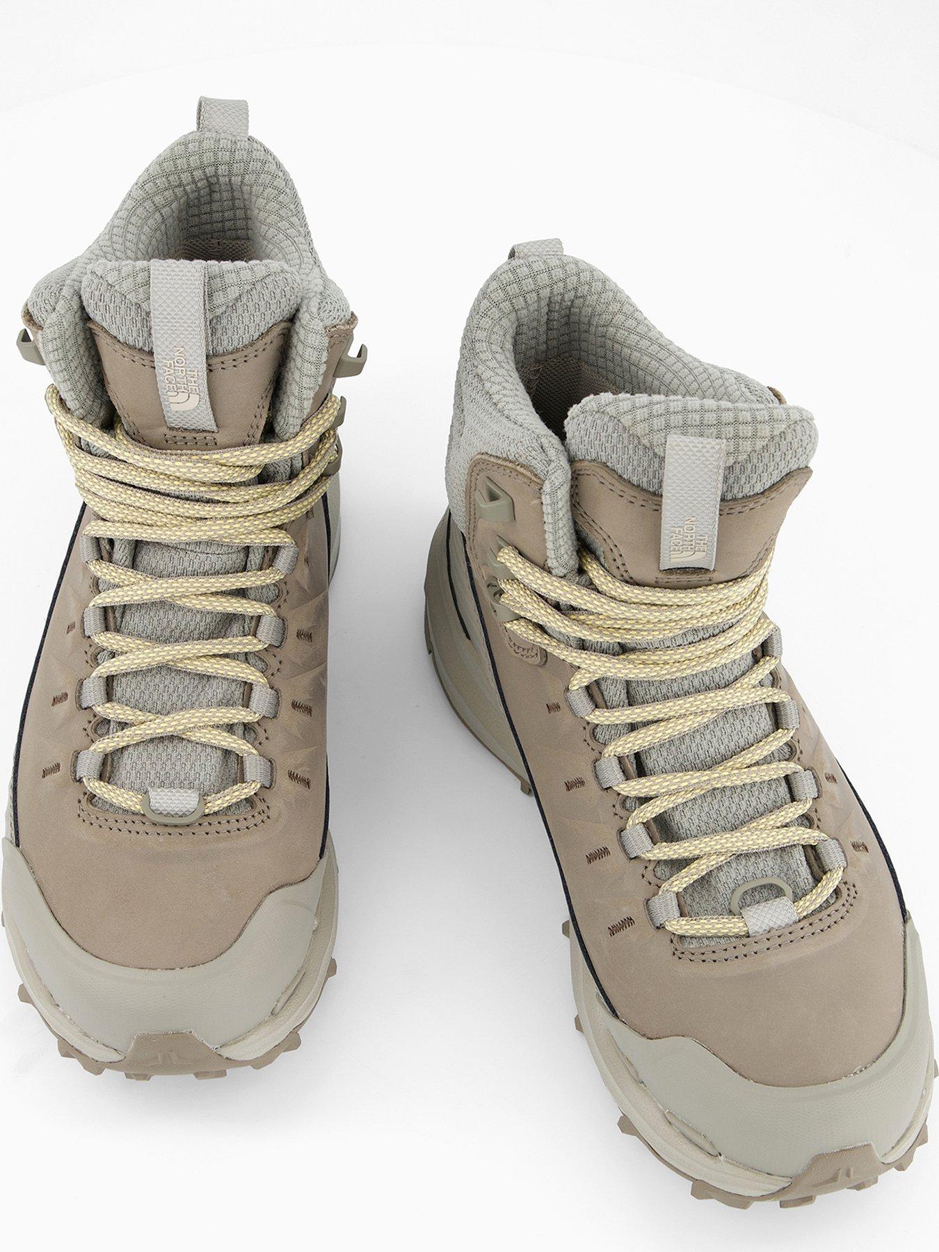 Image 3 of 7 of THE NORTH FACE Women's Vectiv Fastpack Insulated Boots - Beige