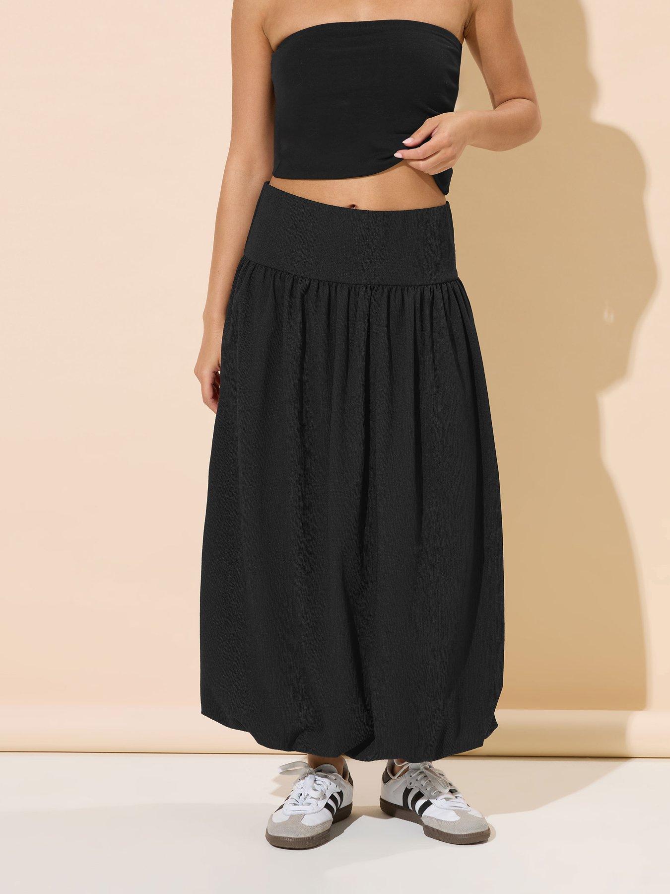 undefined Petite Bubble Hem Skirt - Black