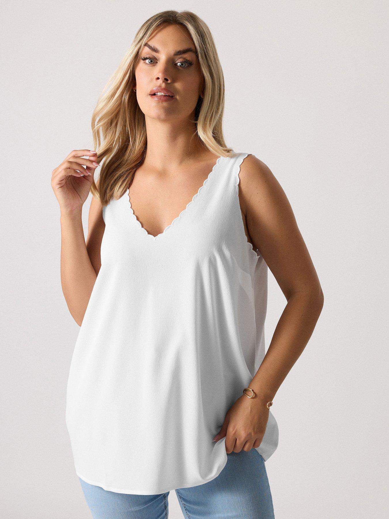 undefined Curve Scallop Edge Cami - White
