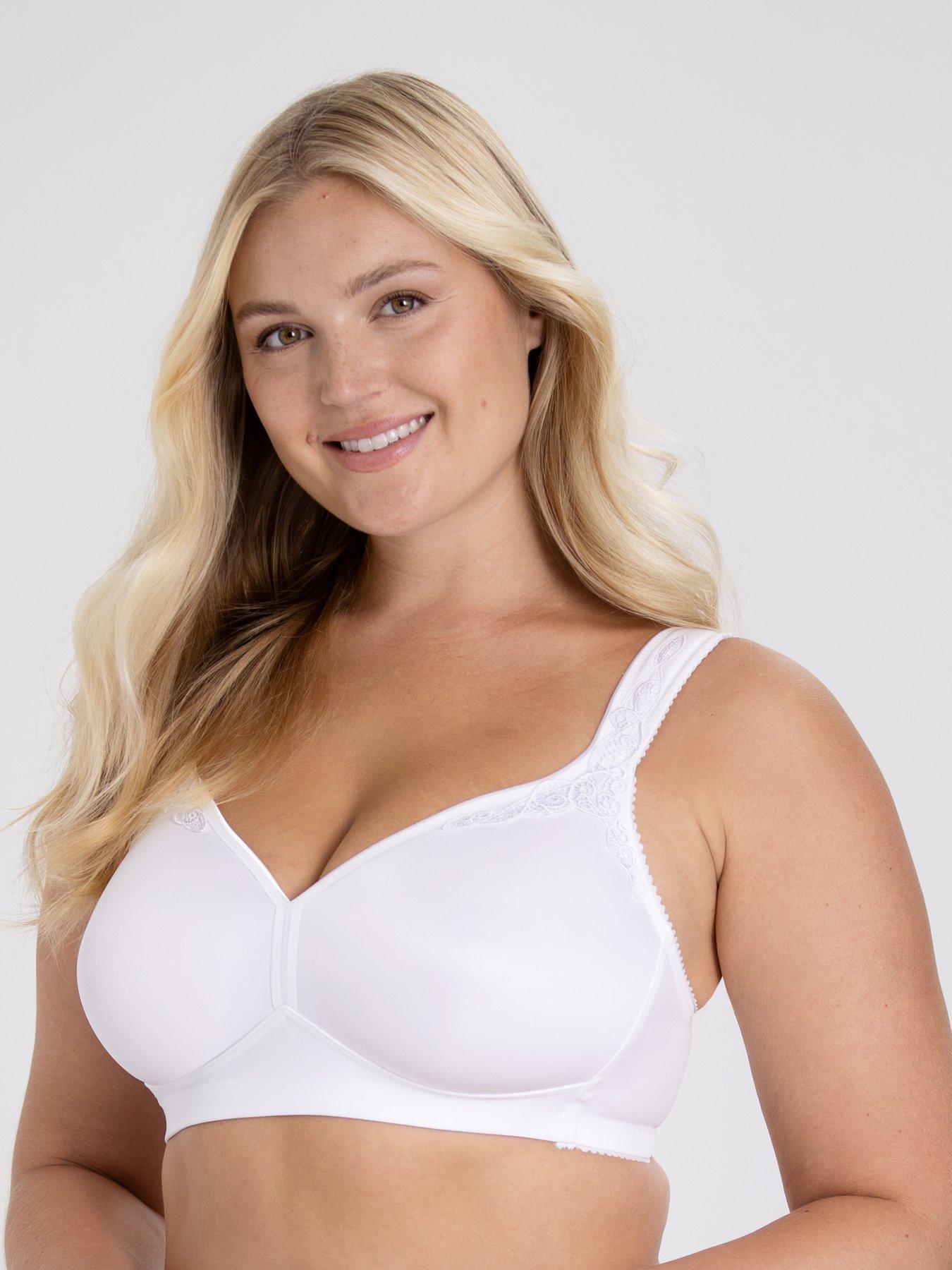 Image 3 of 3 of Miss Mary of Sweden Smoothly Moulded Non Wired Bra- White