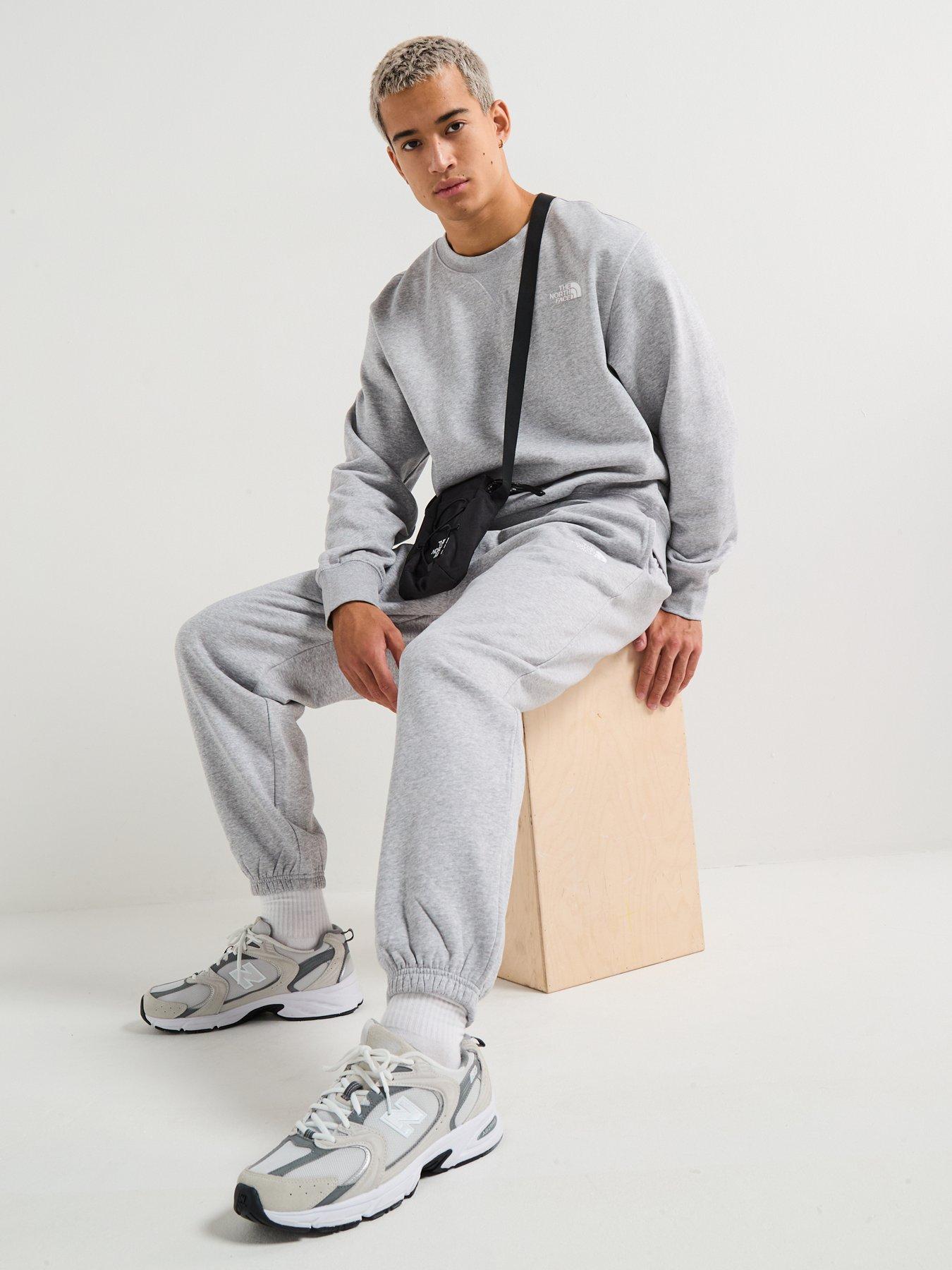 Image 6 of 6 of The North Face Men's Essential Relaxed Straight Joggers - Light Grey