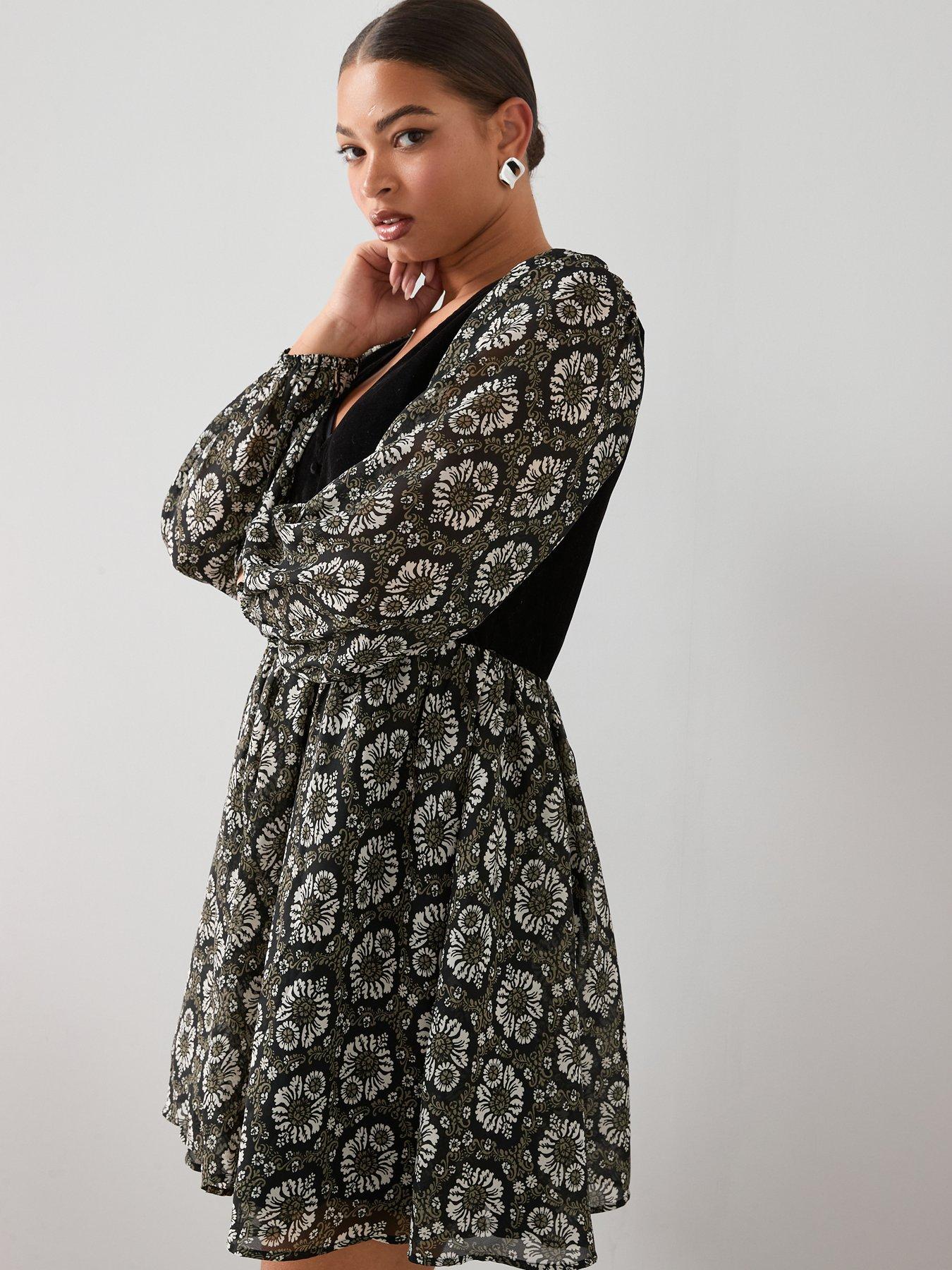  image of the-very-collection-curve-2-in-1-waistcoat-mini-dress-print