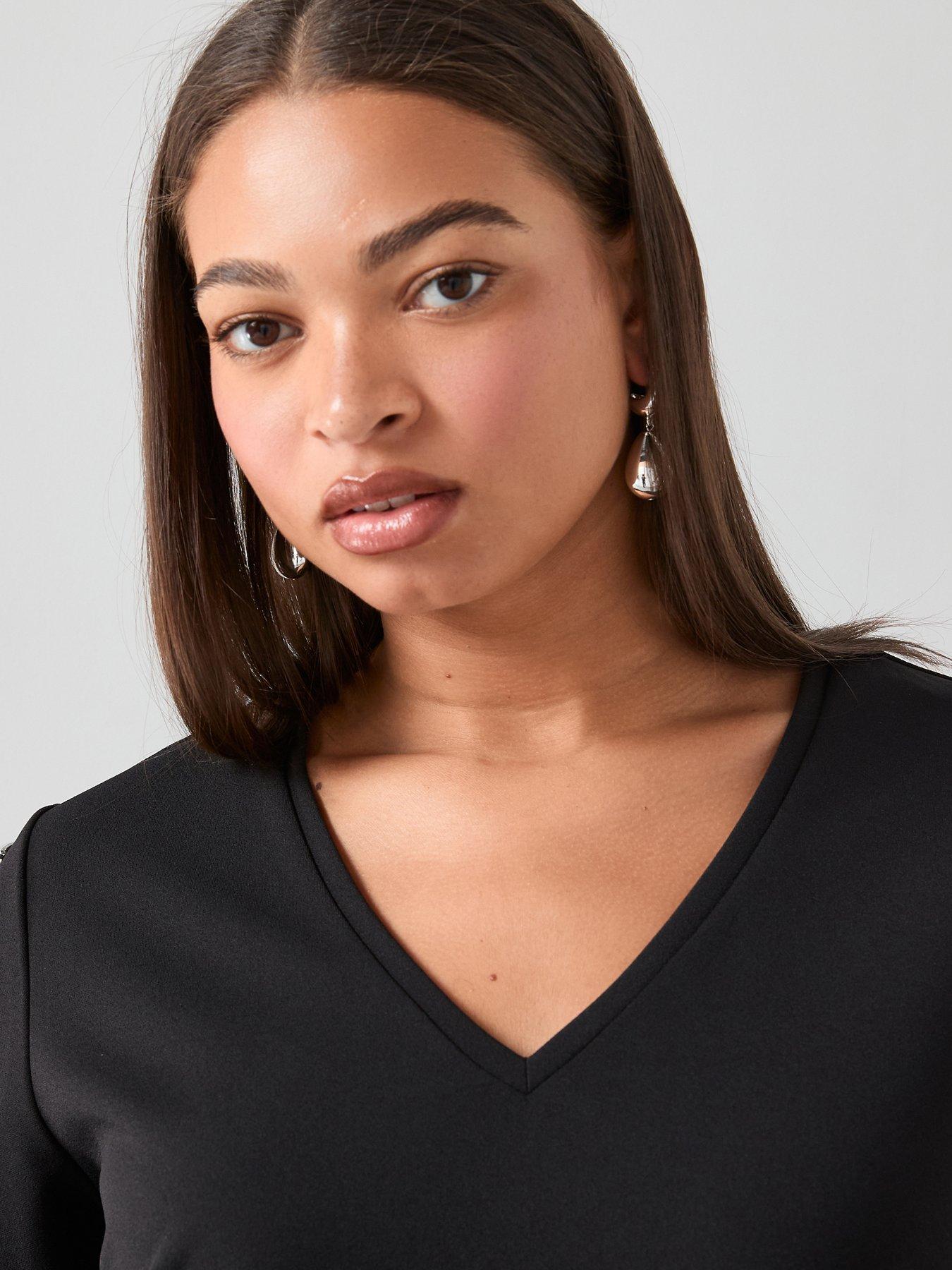 Image 3 of 6 of The Very Collection Curve Trim Detail Split Sleeve Top - Black