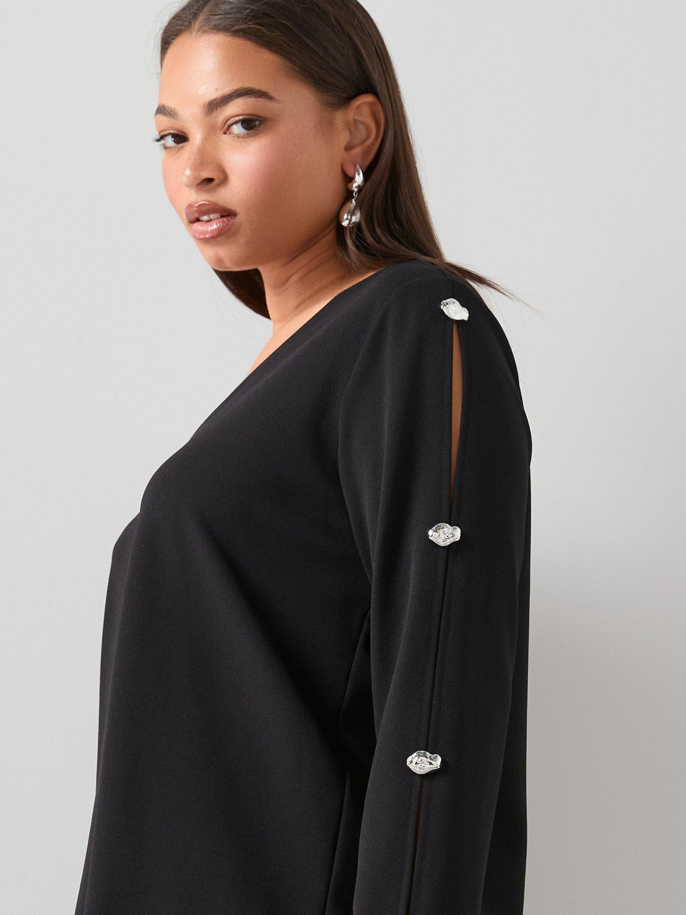 Image 4 of 6 of The Very Collection Curve Trim Detail Split Sleeve Top - Black
