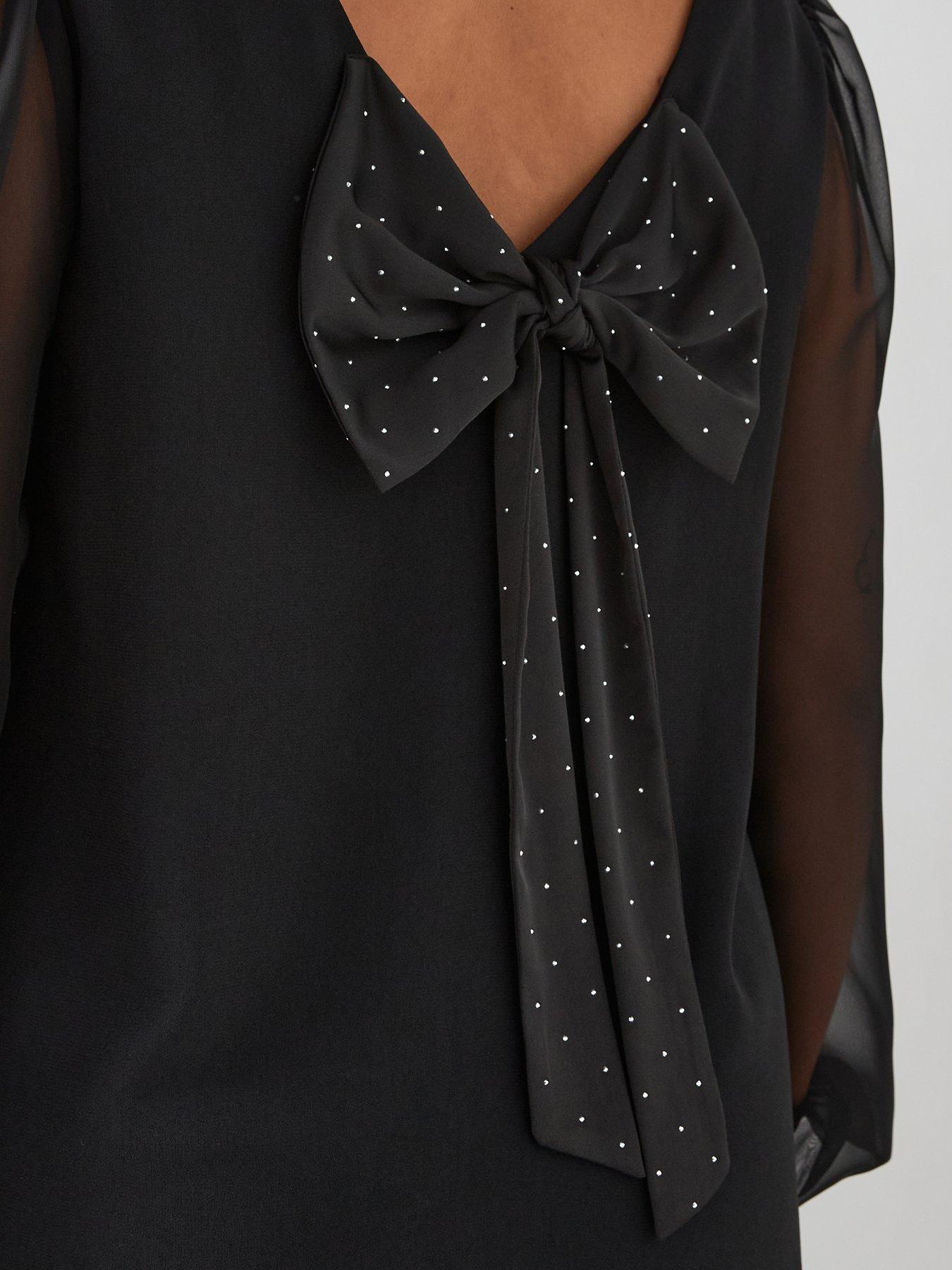  image of the-very-collection-curve-bow-back-top-black