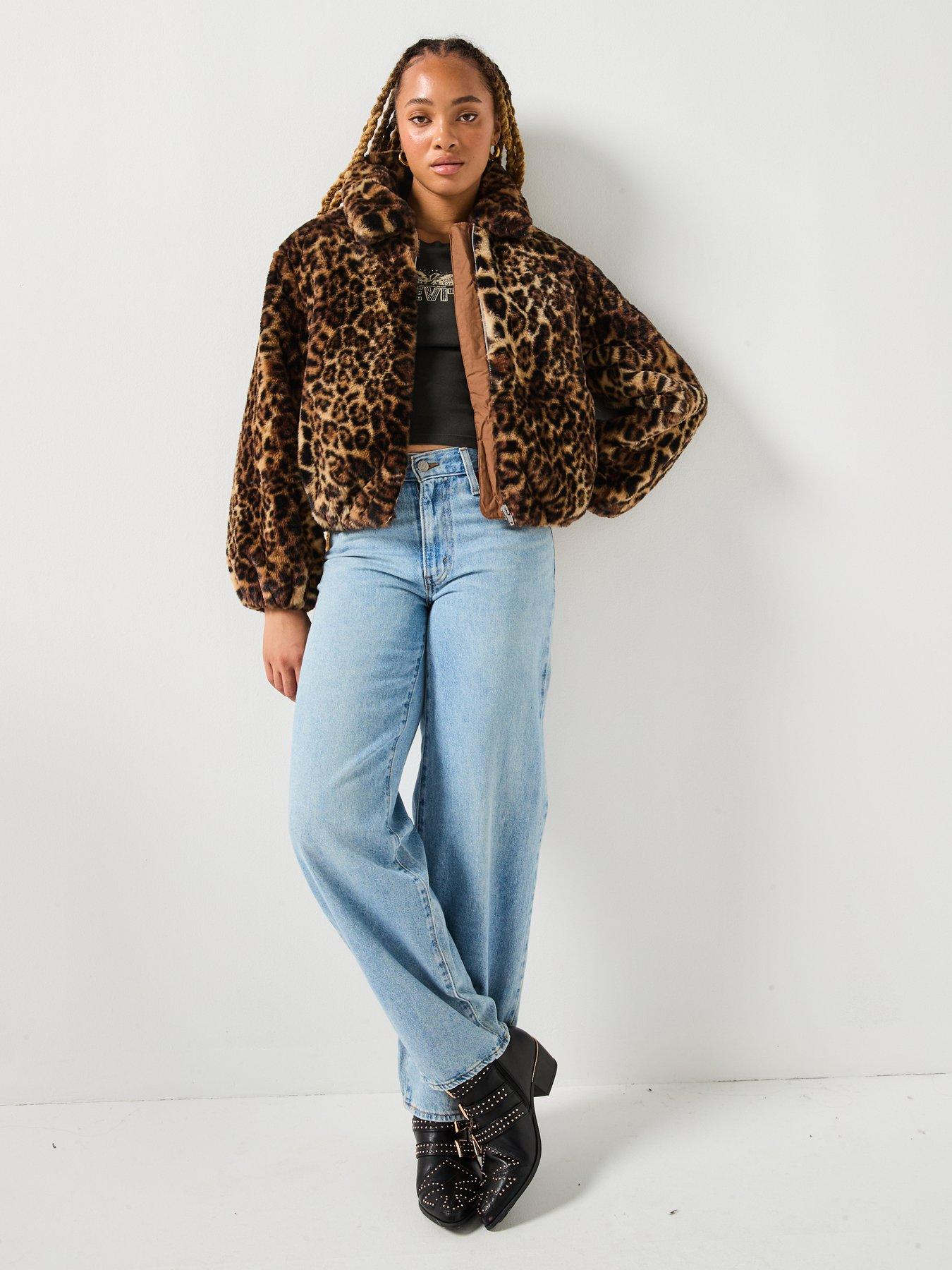 Image 3 of 6 of Levi's Elle Sherpa Leopard Jacket - Black Amber - Beige