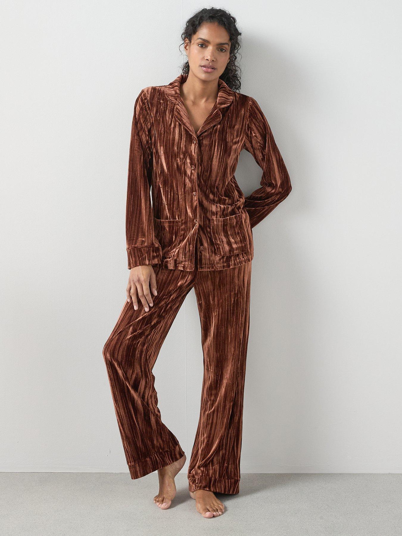 the-very-collection-crushed-velvet-revere-pj-set-brown