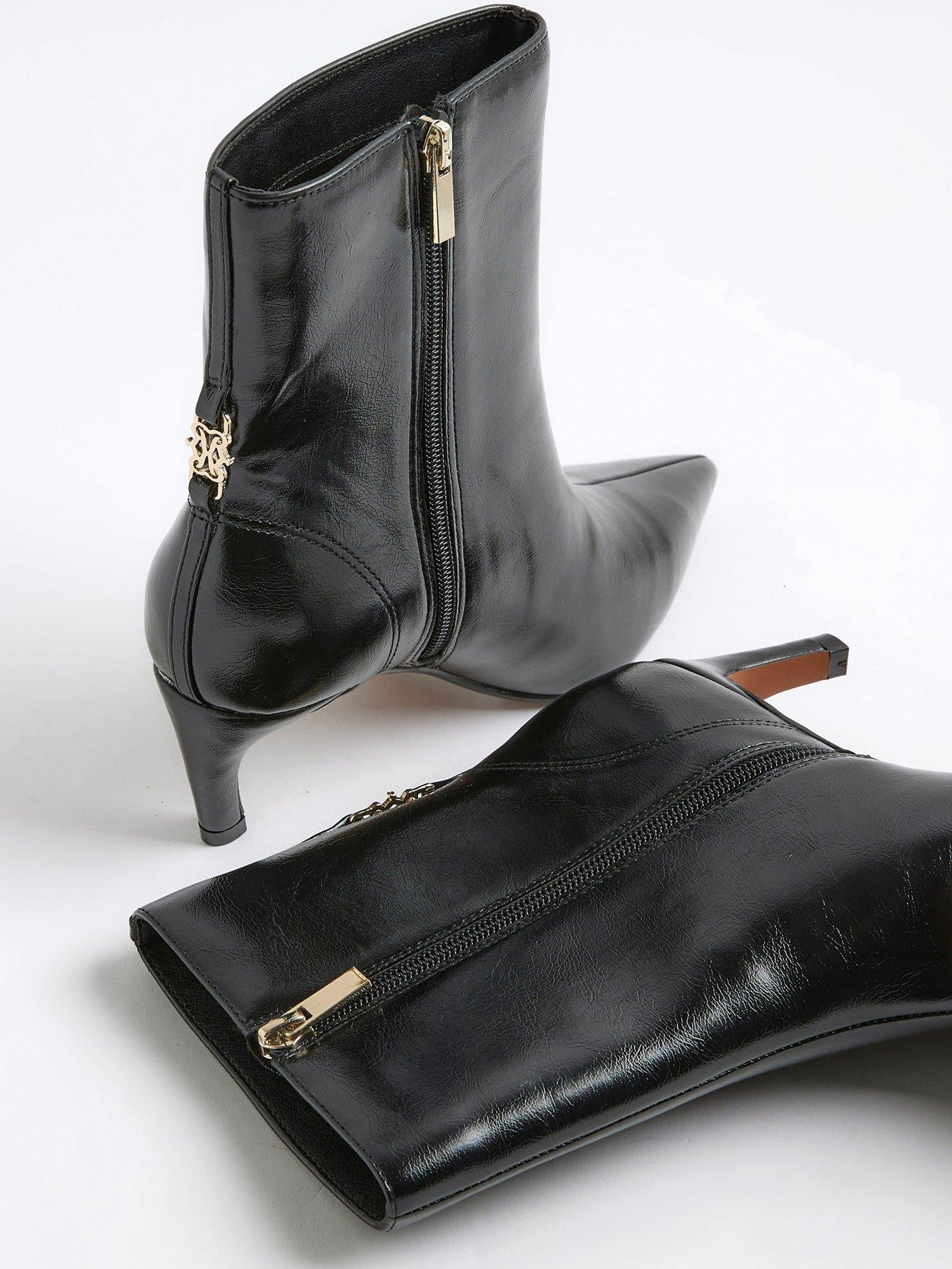 Image 6 of 6 of River Island Wide Point Kitten Heel Boot - Black