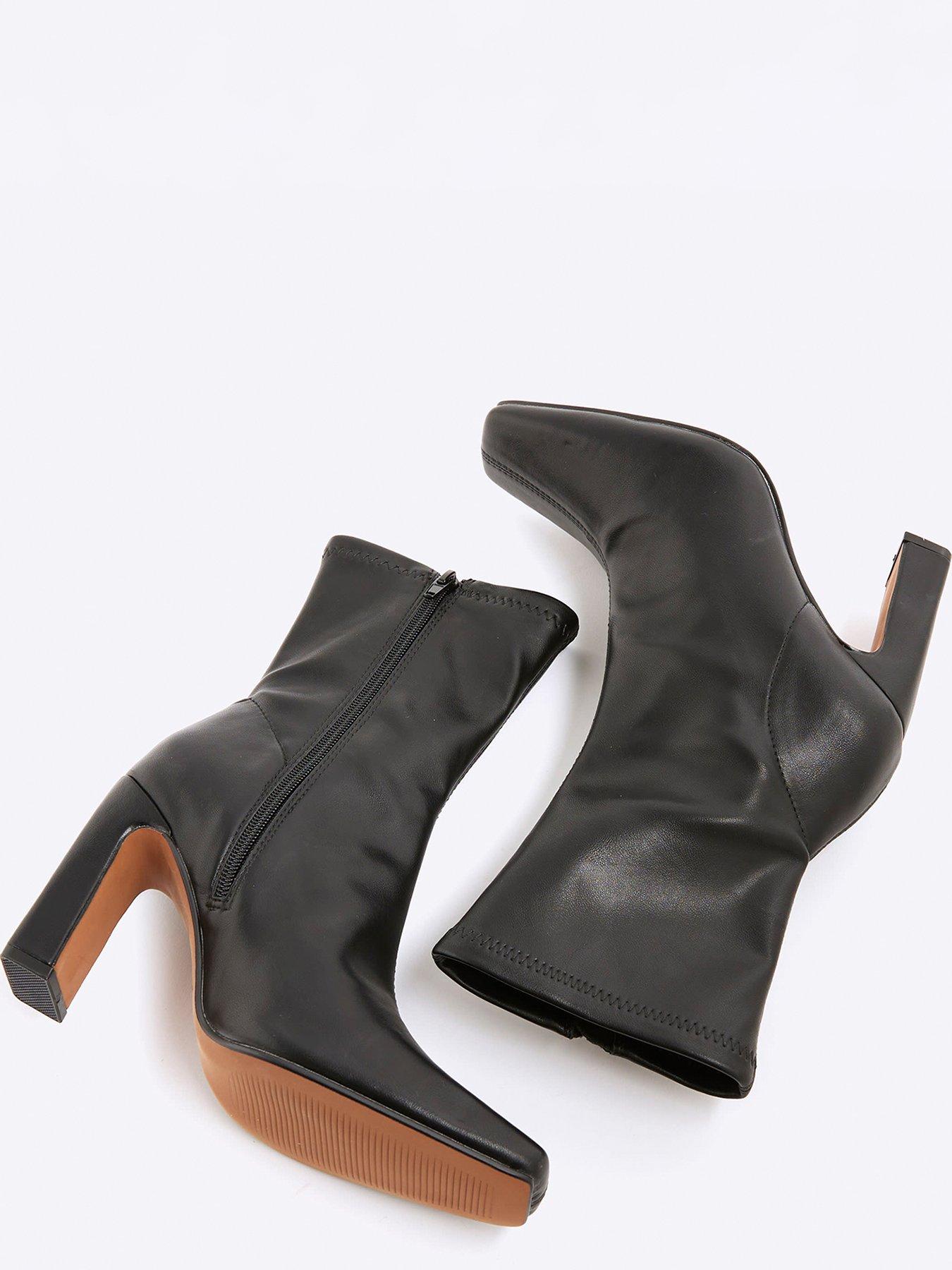 Image 5 of 6 of River Island Square Heel Stretch Boot - Black