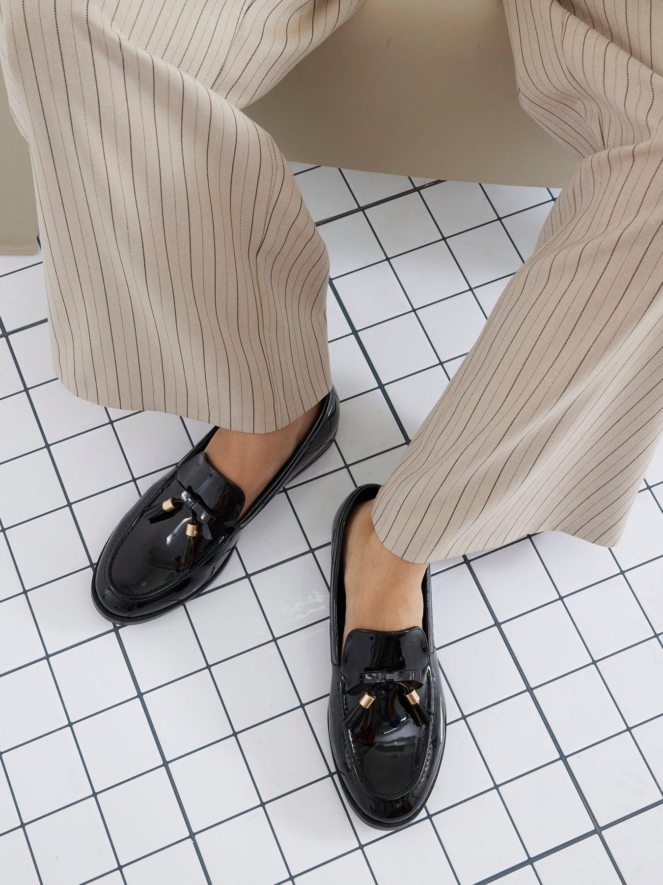 undefined Patent Tassel Loafer - Black