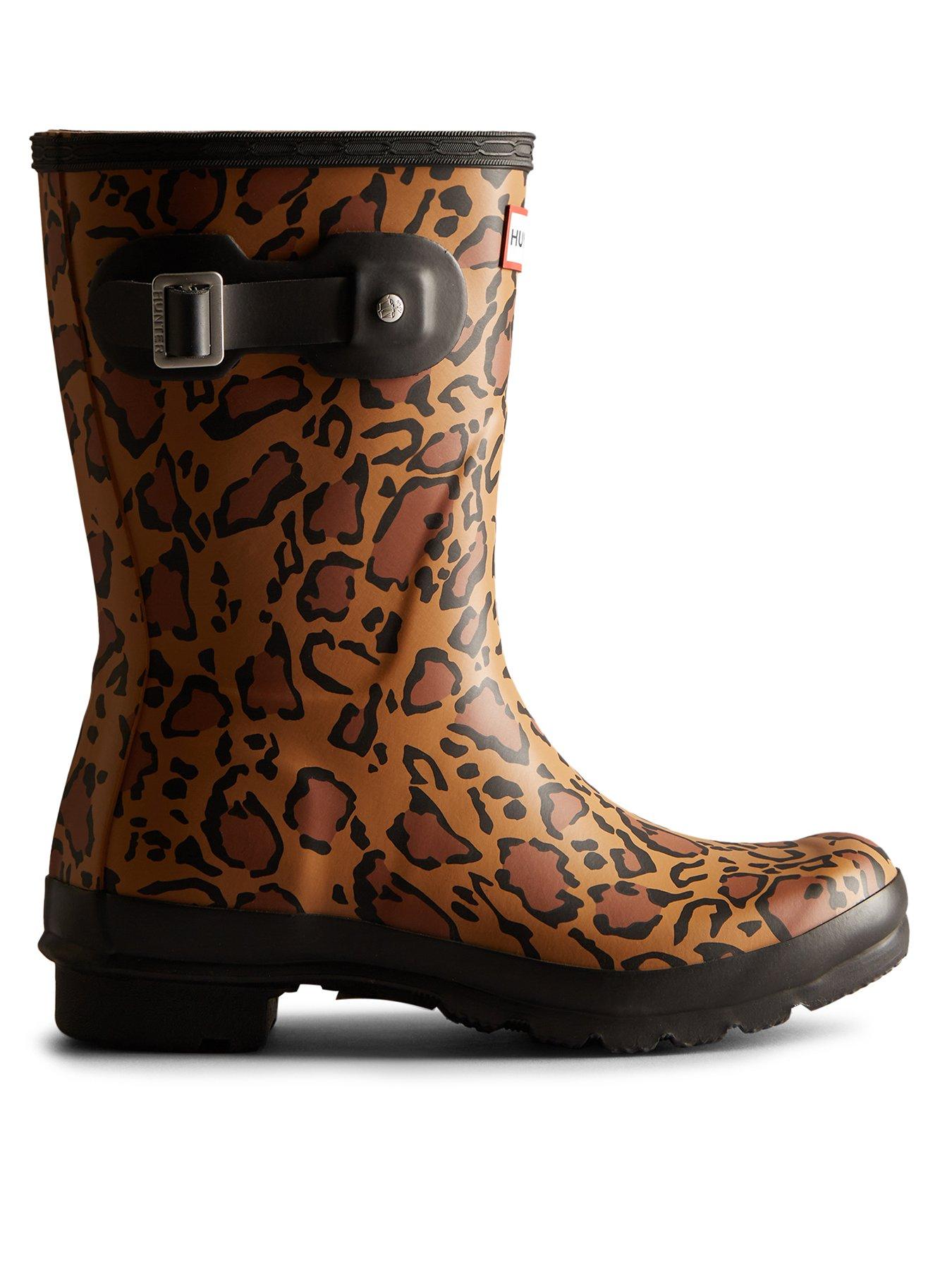  image of hunter-original-short-print-wellington-boots-leopard