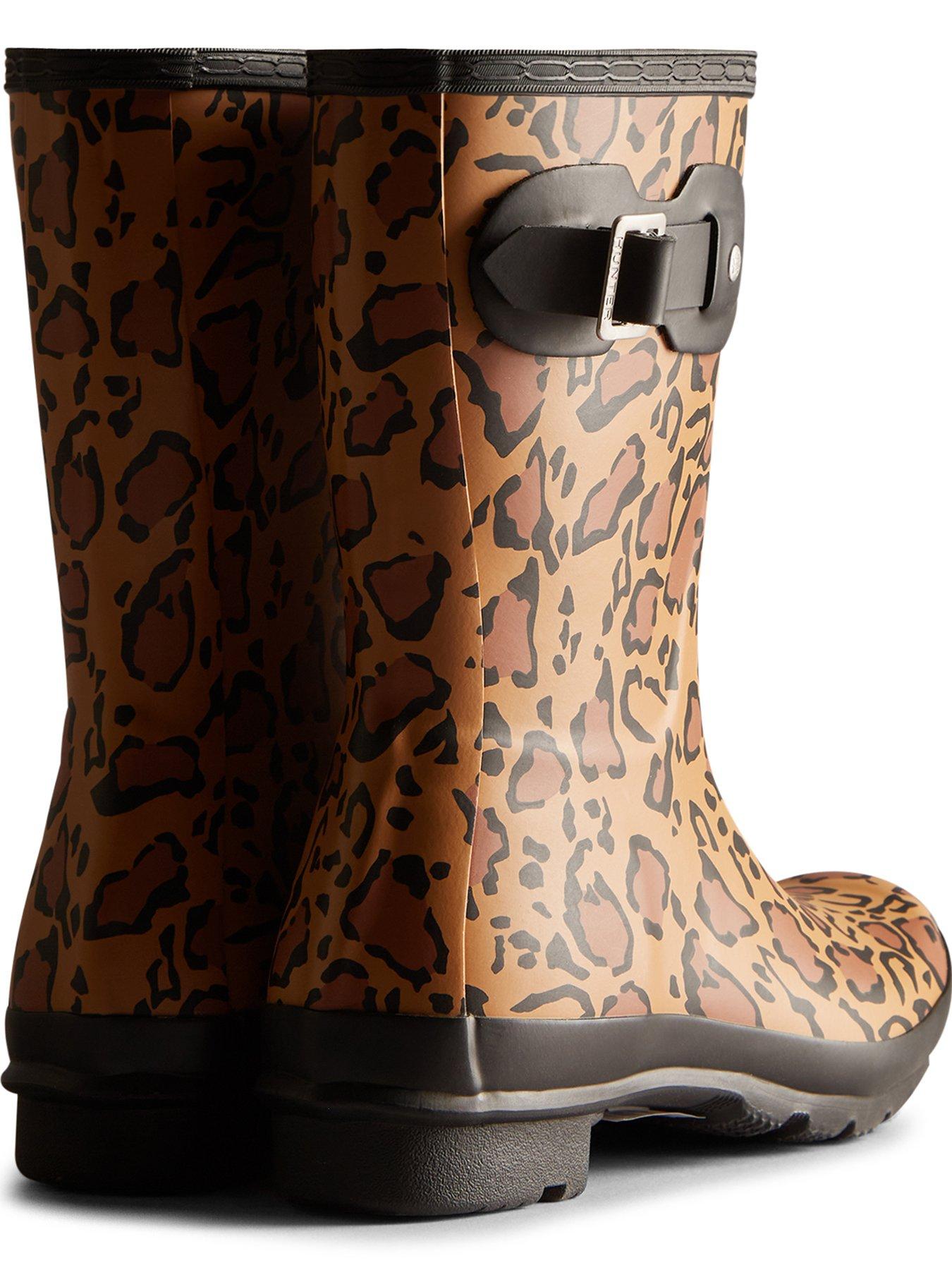  image of hunter-original-short-print-wellington-boots-leopard
