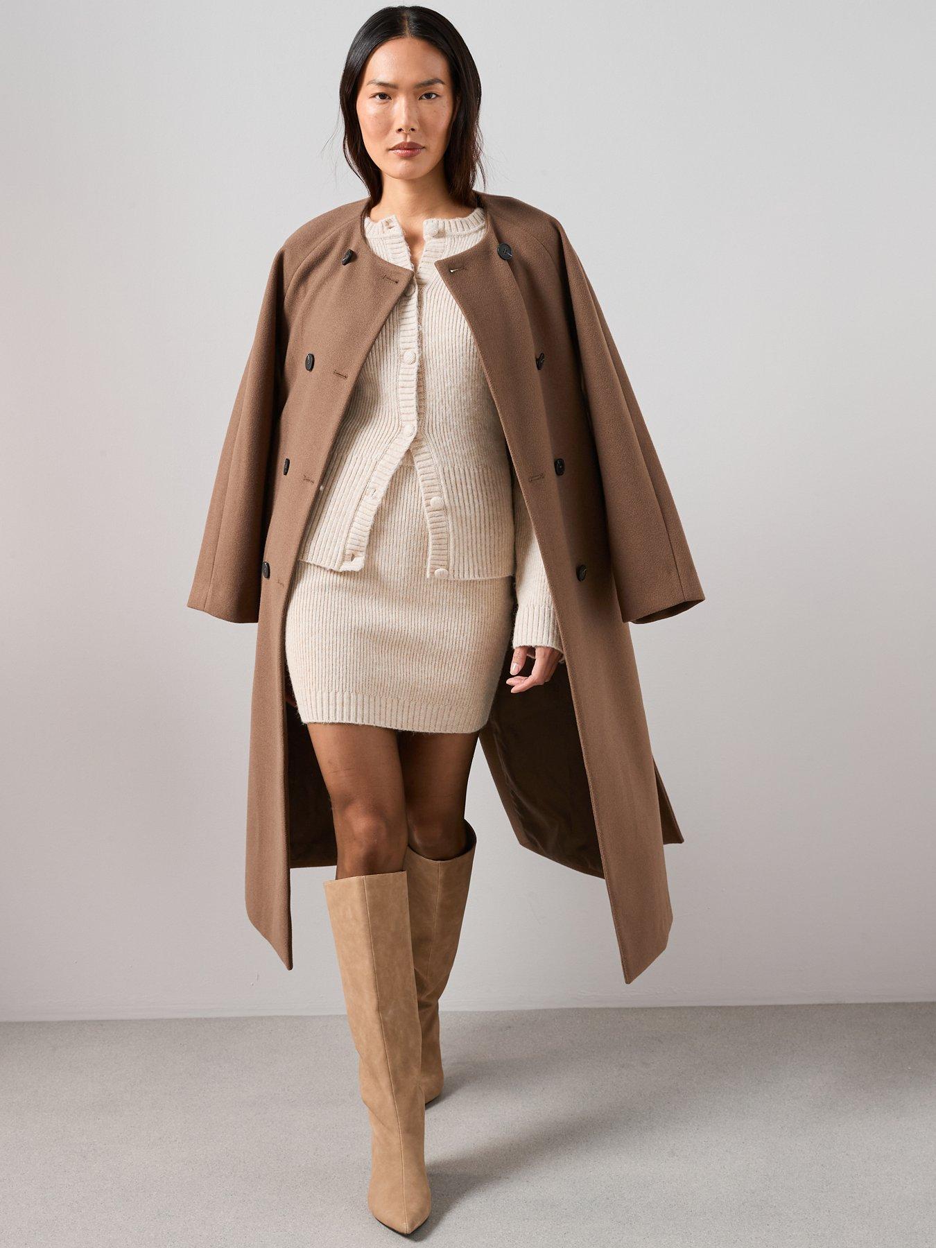 Image 3 of 7 of The Very Collection Knitted Mini Skirt Co-ord - Natural