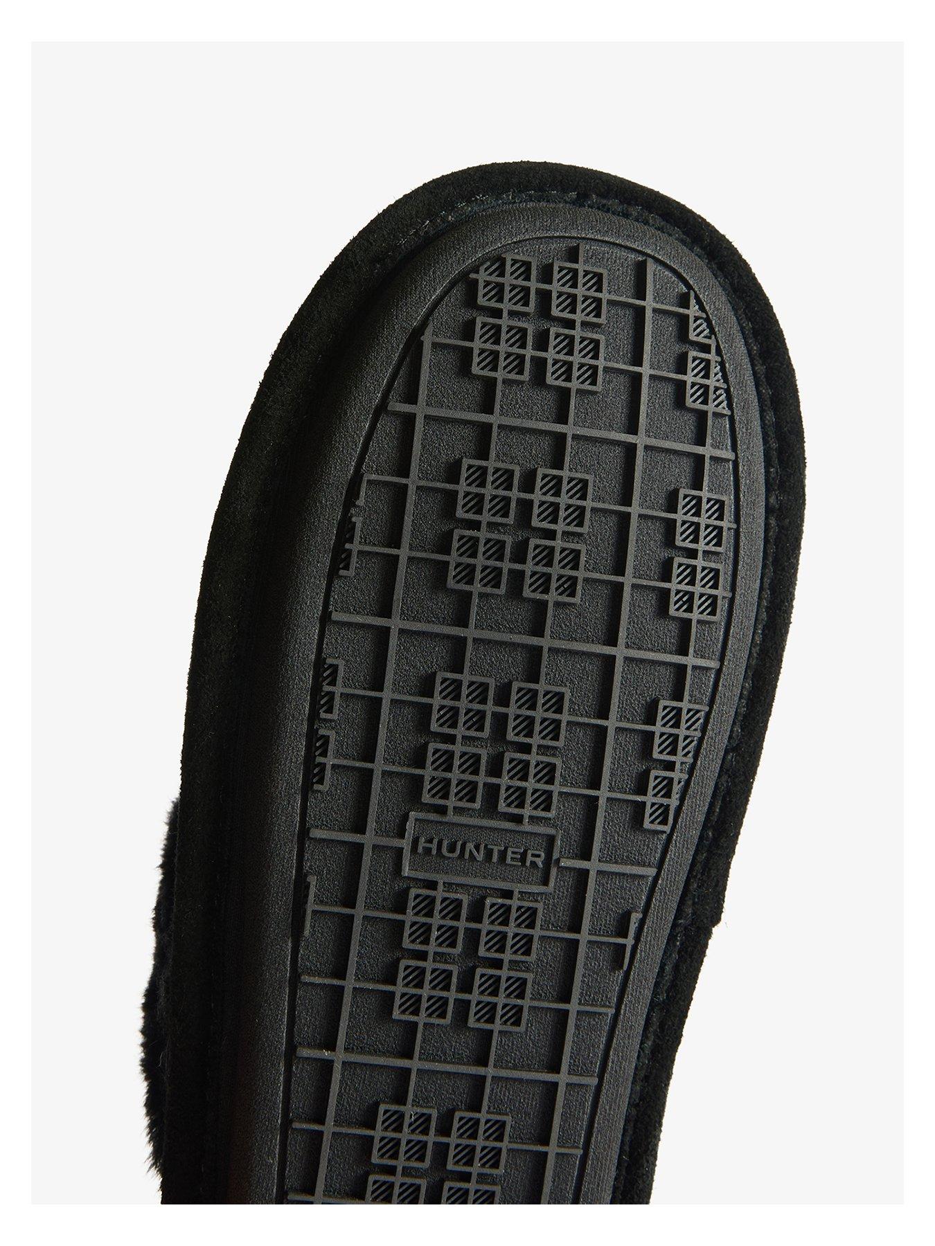  image of hunter-mule-slipper-gift-box-black