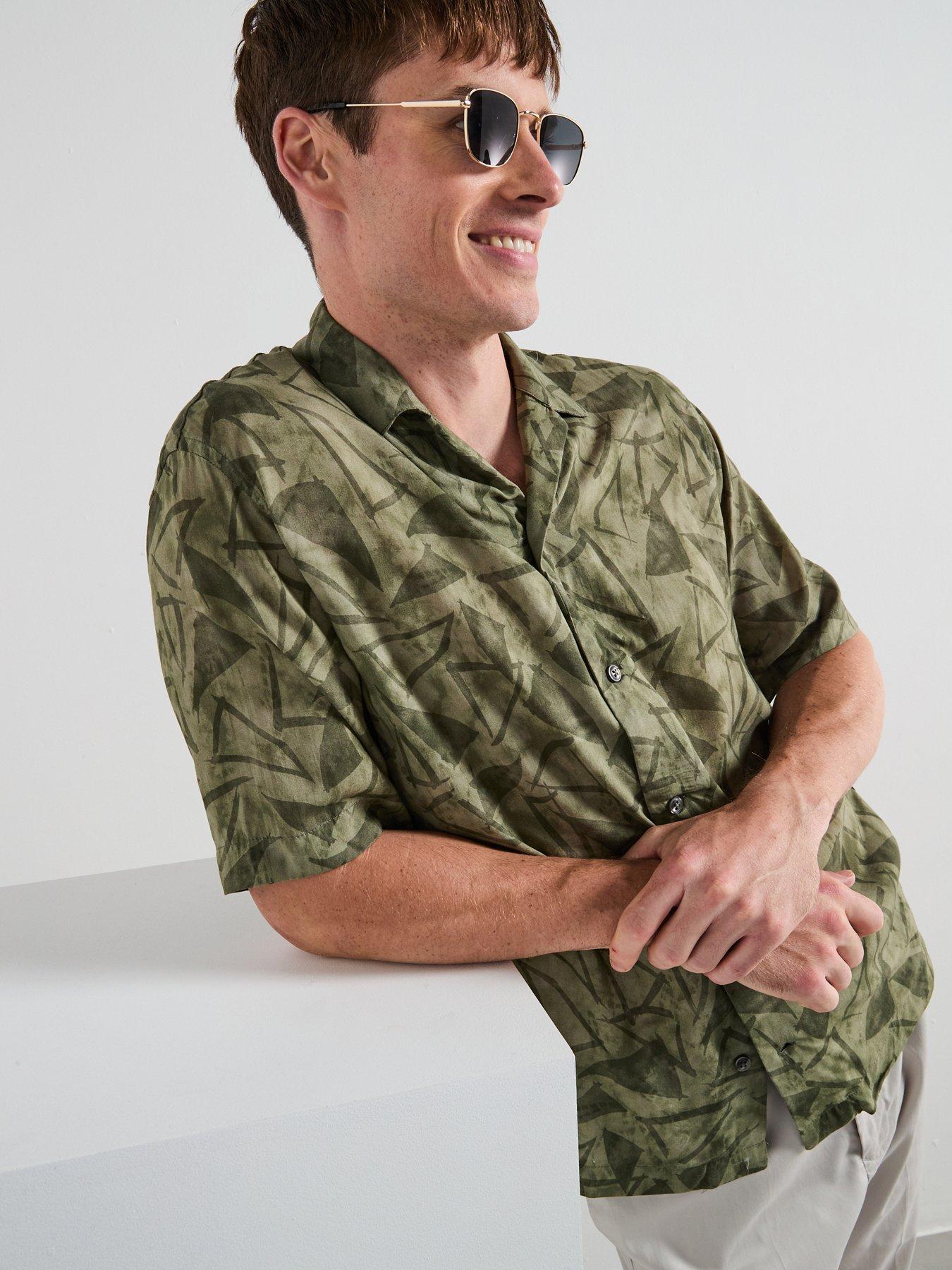 Image 5 of 6 of Mango Enrico Printed Short Sleeve Resort Shirt - Khaki