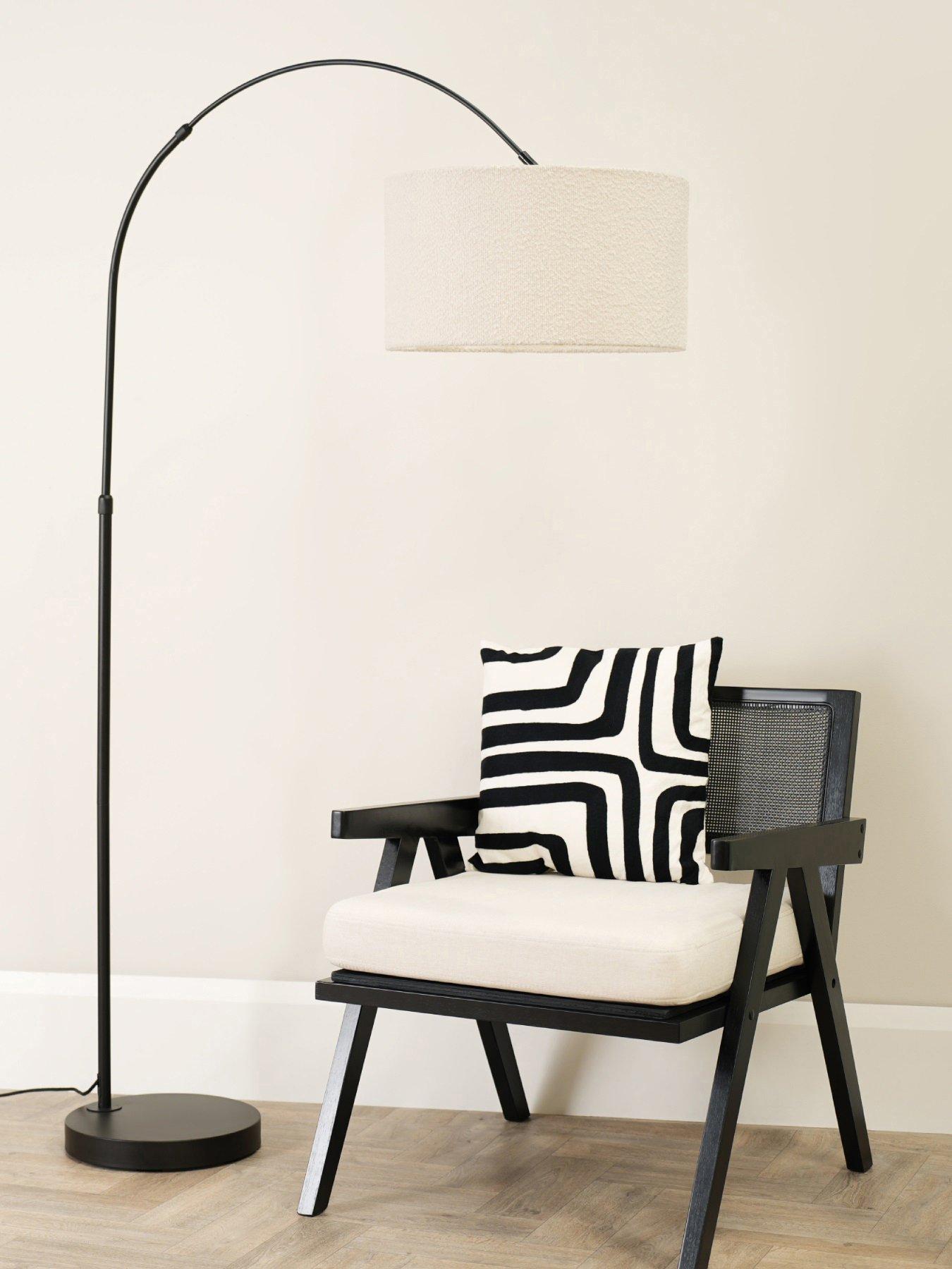ValueLights Louis Black Arch Floor Lamp  with  Boucle Shade