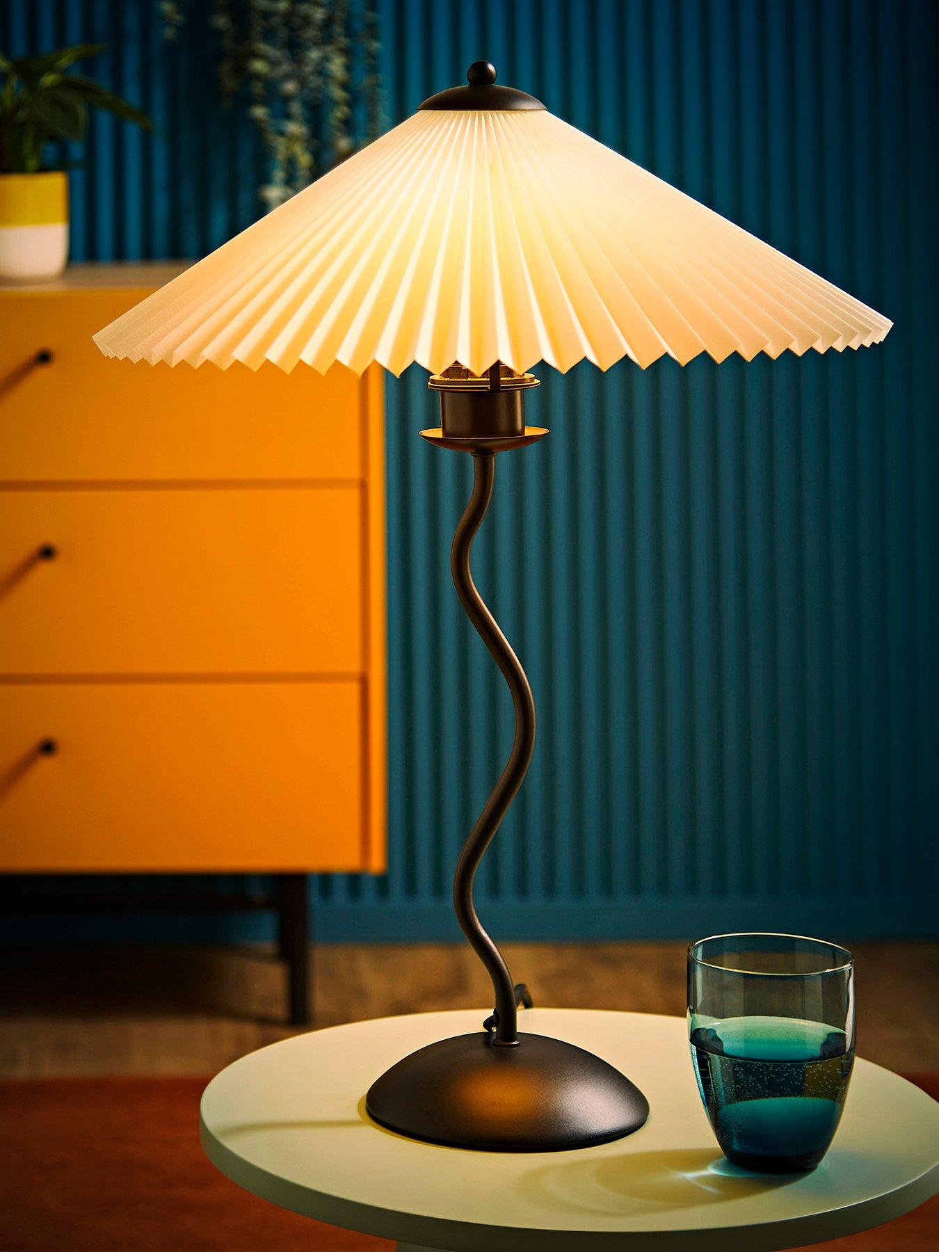 undefined Wiggle Black Metal Table Lamp With Origami Shade