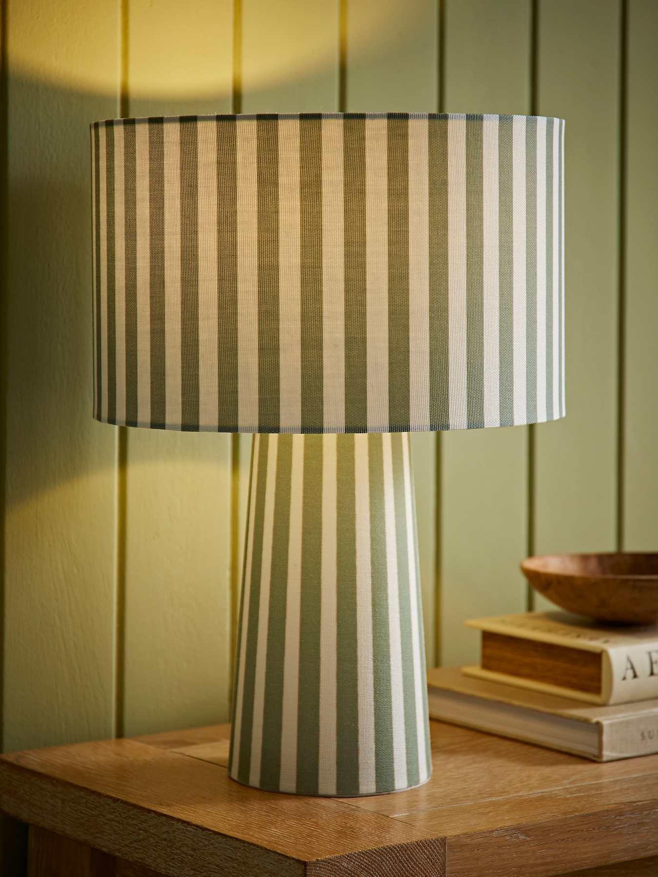 valuelights-thorley-green-and-cream-stripe-full-fabric-table-lamp
