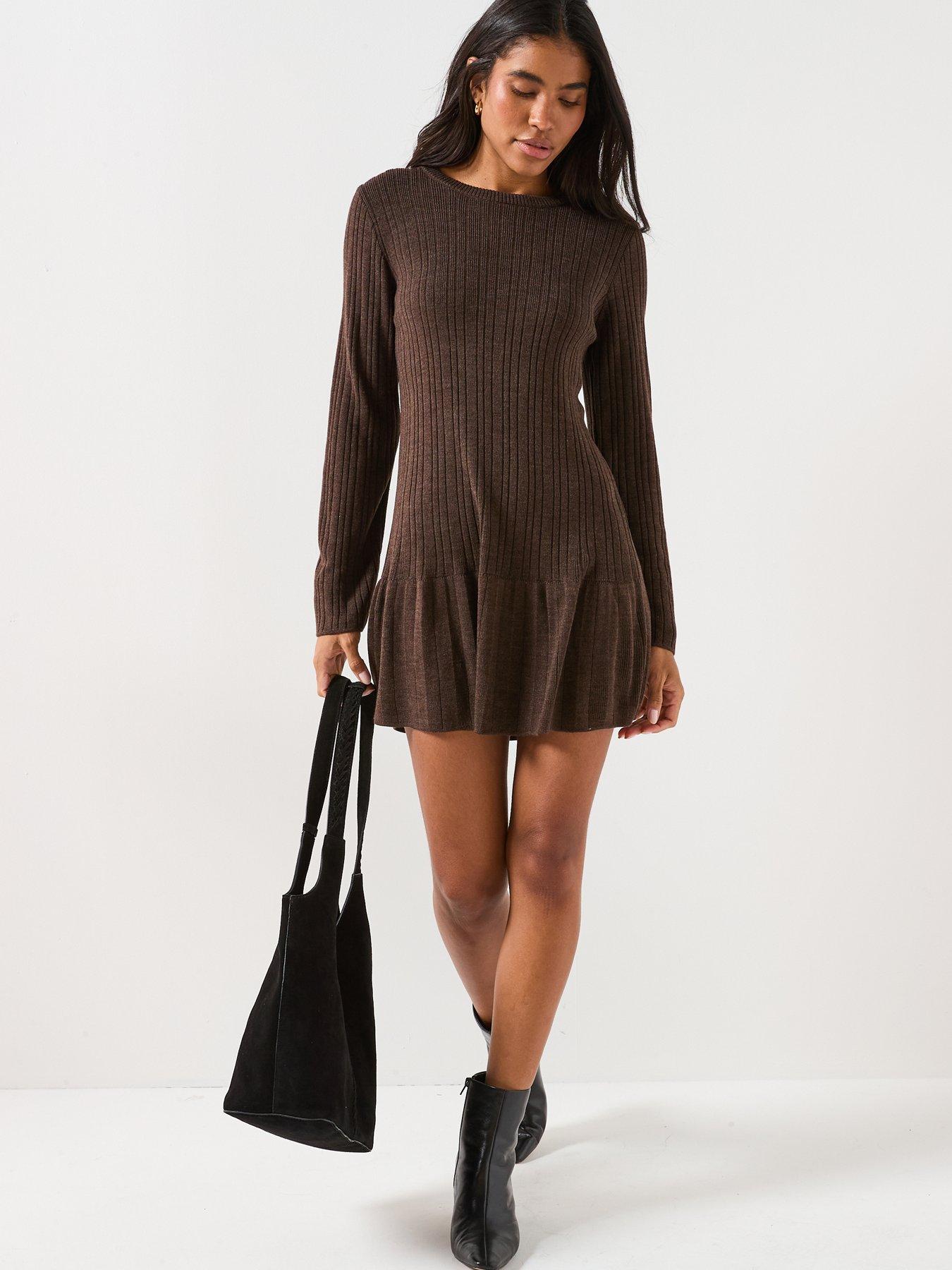  image of only-tessie-long-sleeve-ribbed-knit-dress-brown