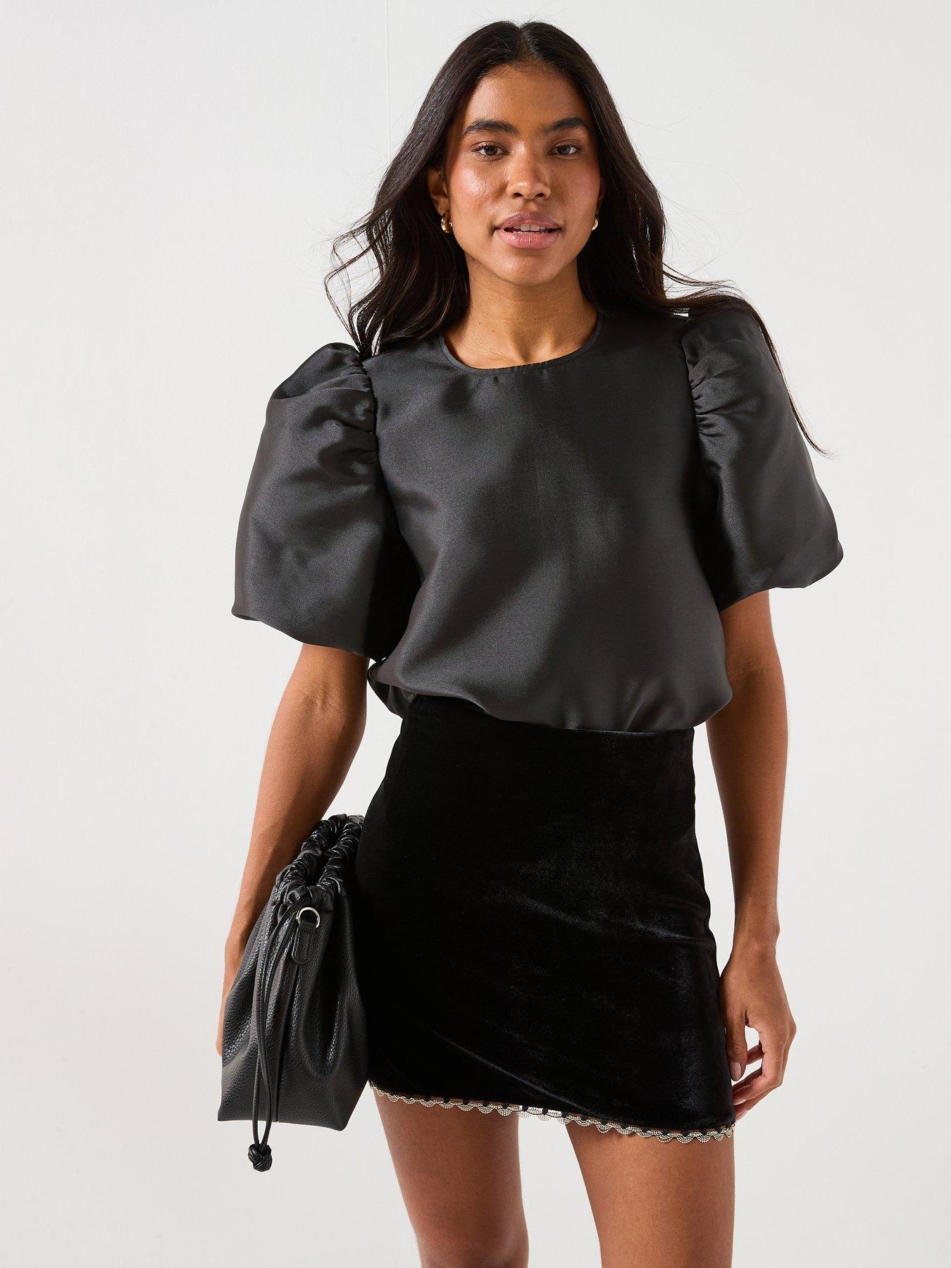 Image 6 of 6 of Only Manny 2/4 Heavy Satin Top - Black