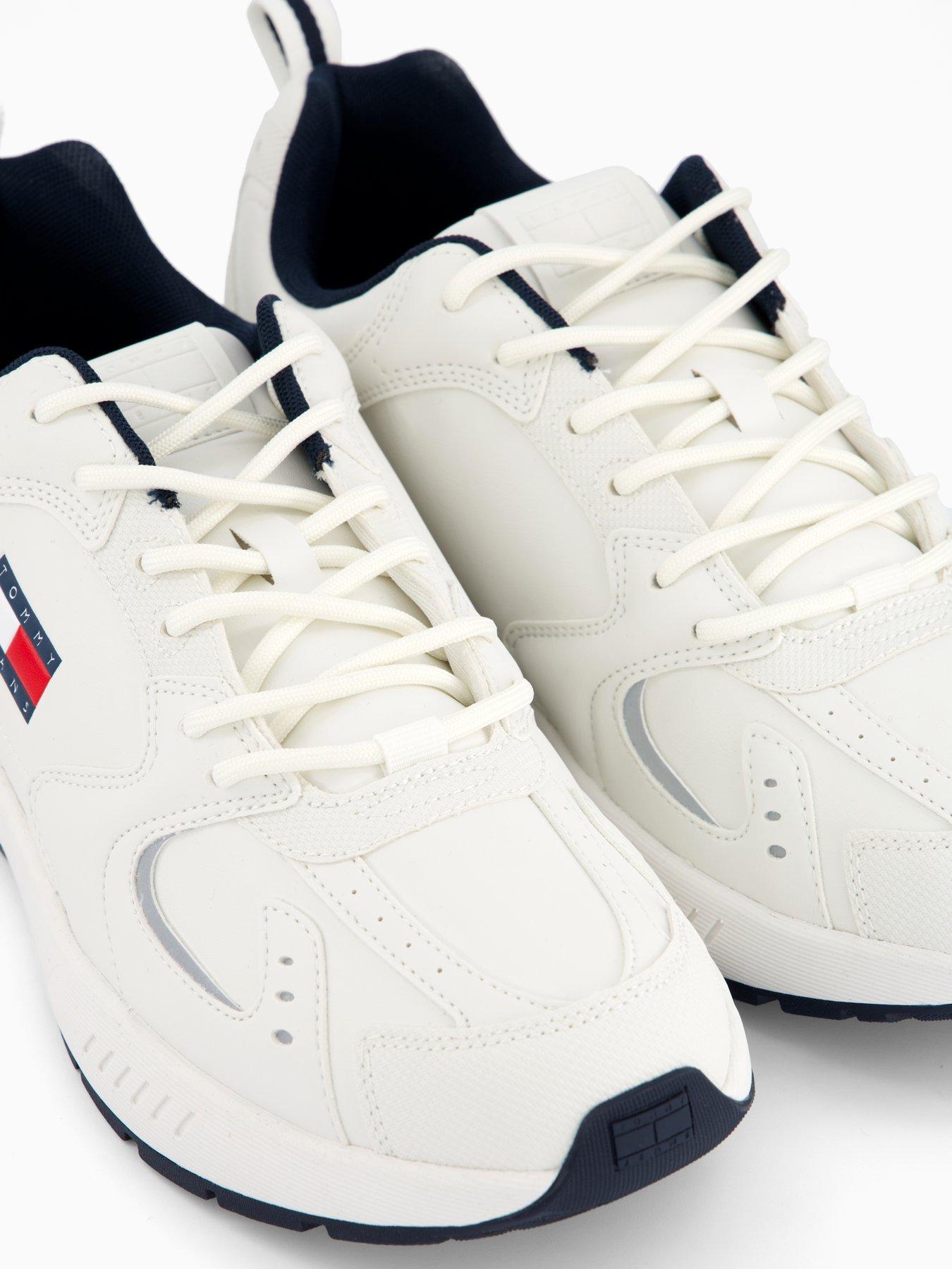 Image 5 of 7 of Tommy Jeans Tjm Runner Leather Trainers - Off White