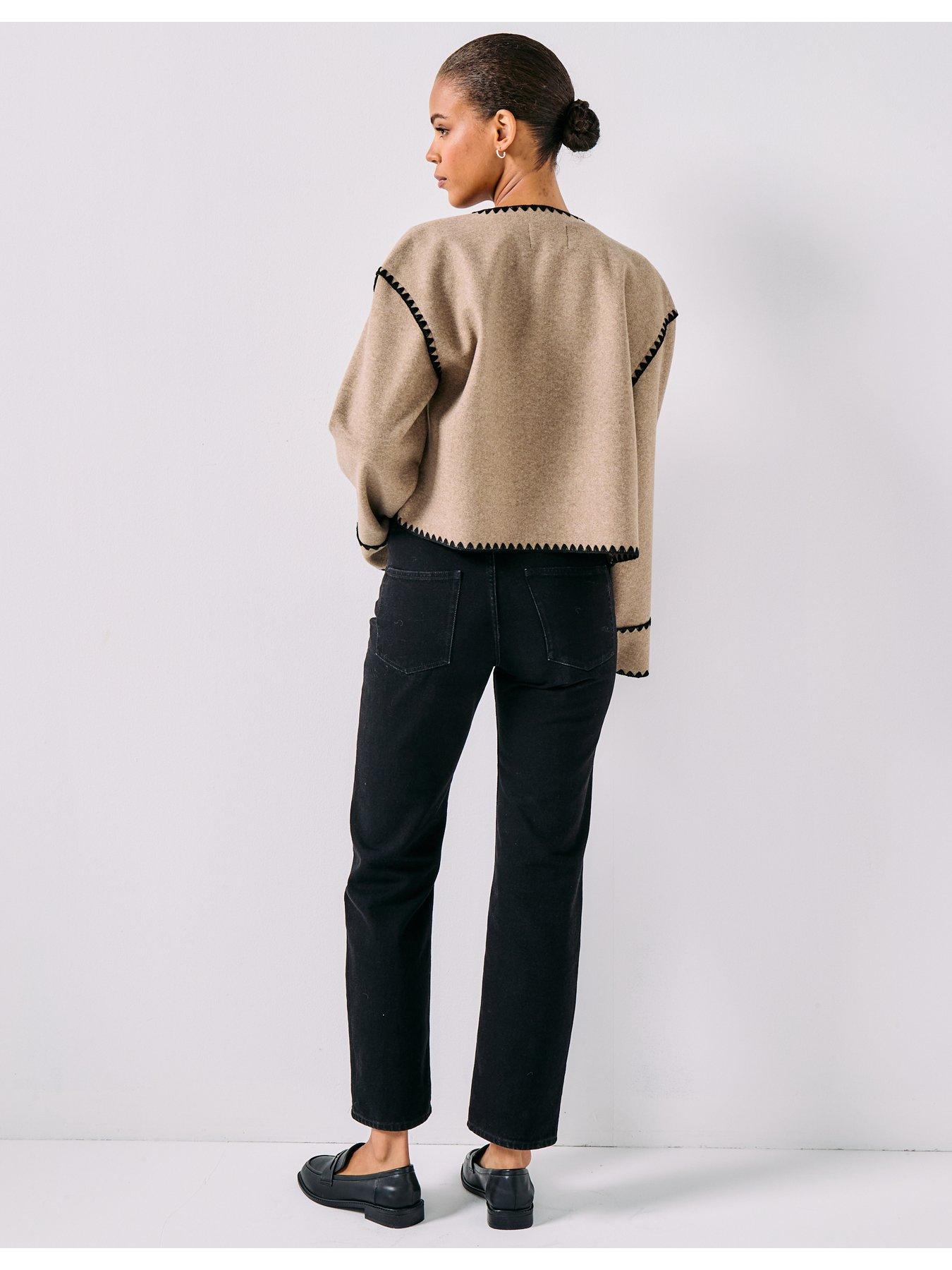  image of only-cuff-scallop-jacket-beige