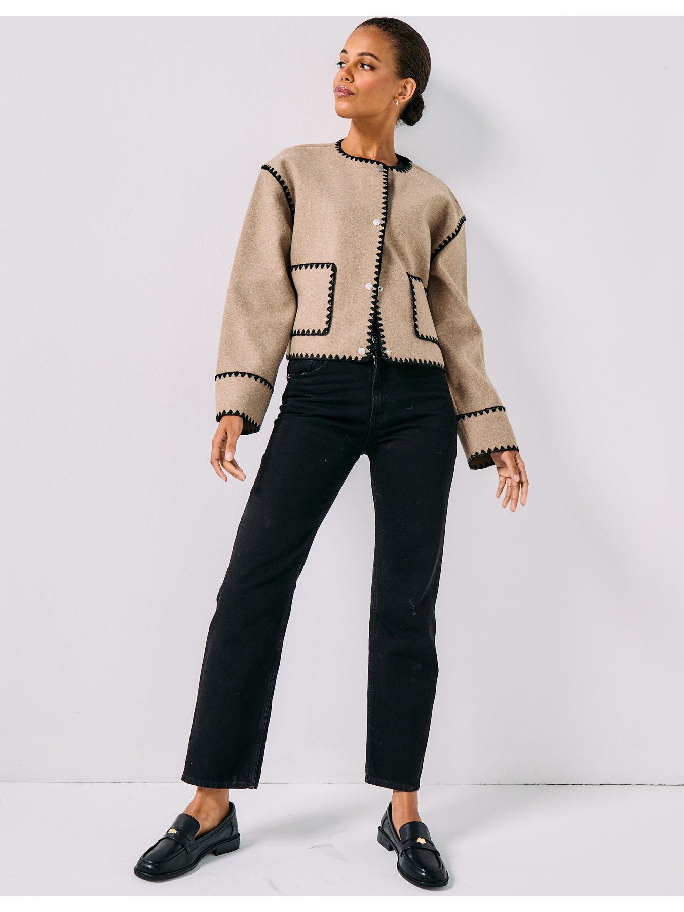  image of only-cuff-scallop-jacket-beige