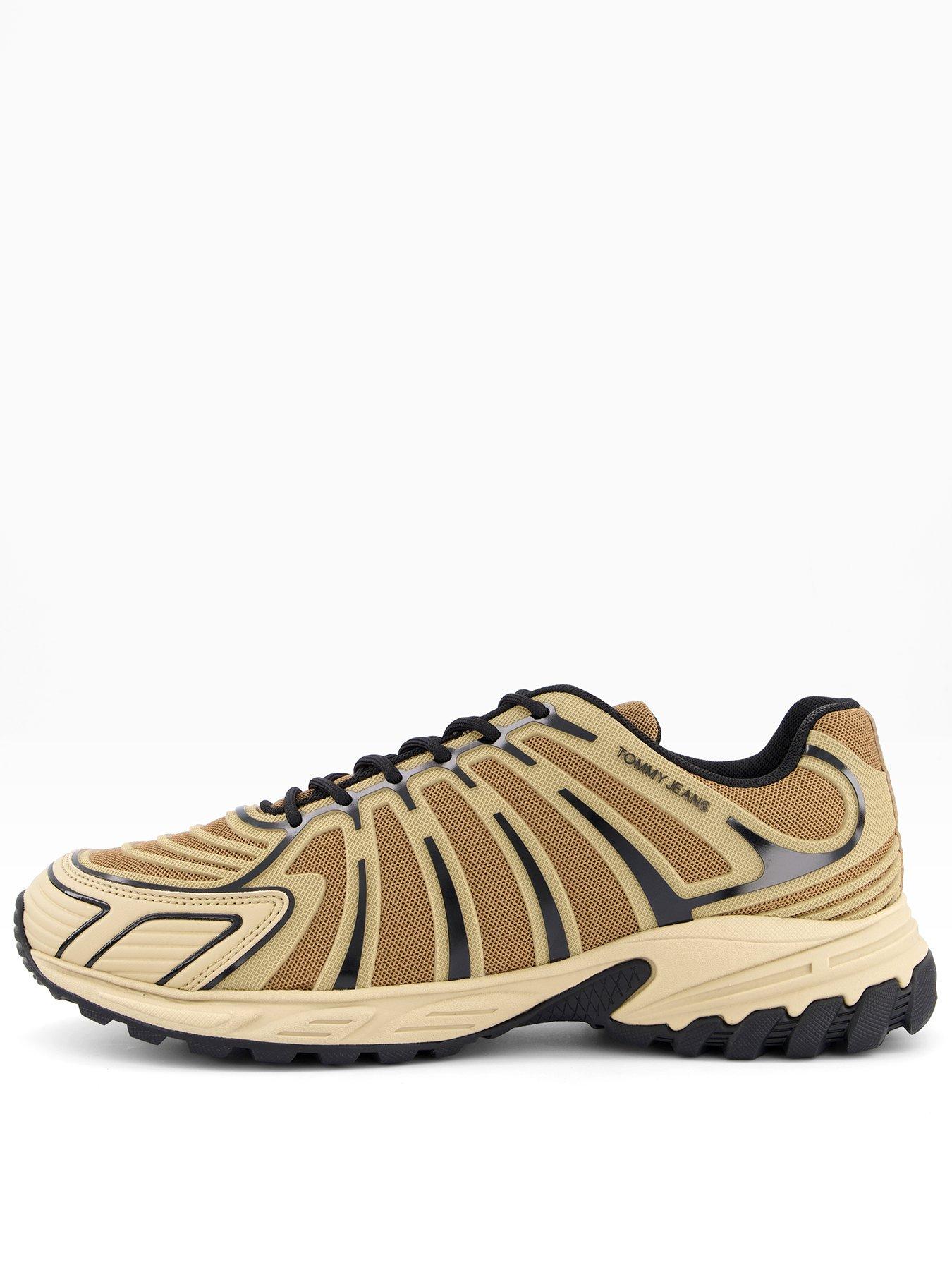 undefined Tjm Outdoor Runner Tech Trainers - Brown