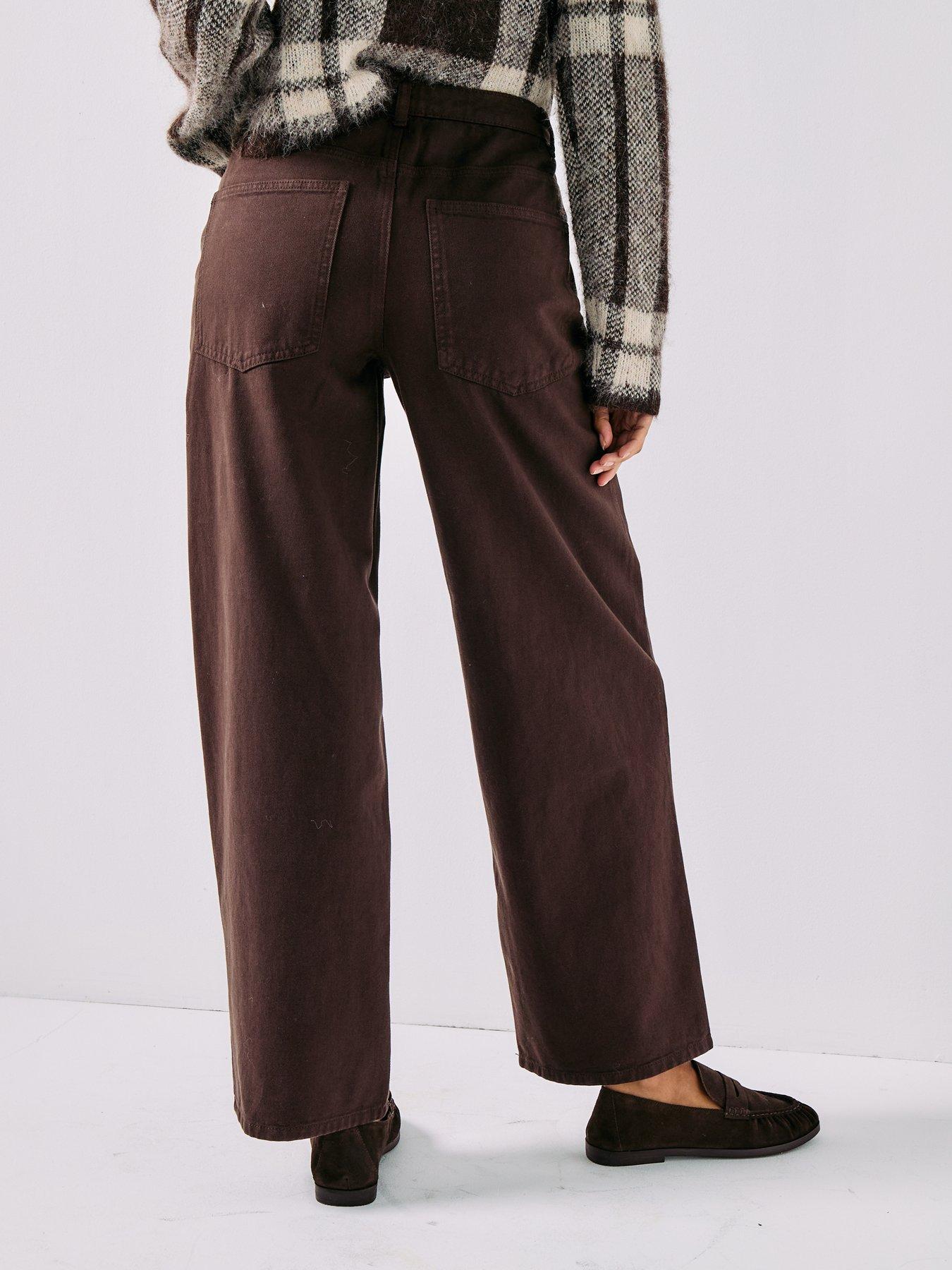 Image 2 of 6 of Only Onlsolla Relaxed Jeans - Brown