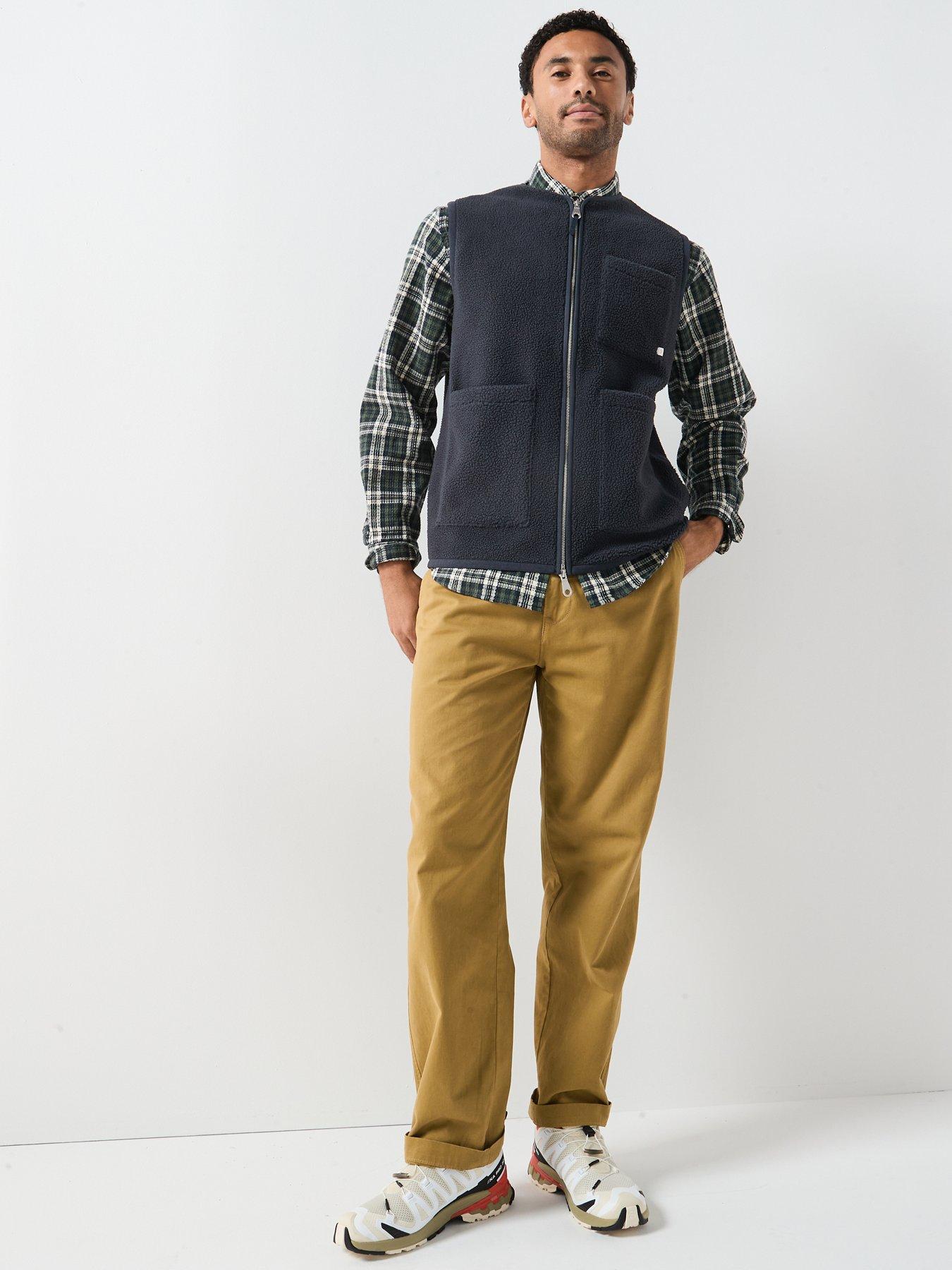Image 3 of 6 of Farah F Tab Abbott Fleece Gilet