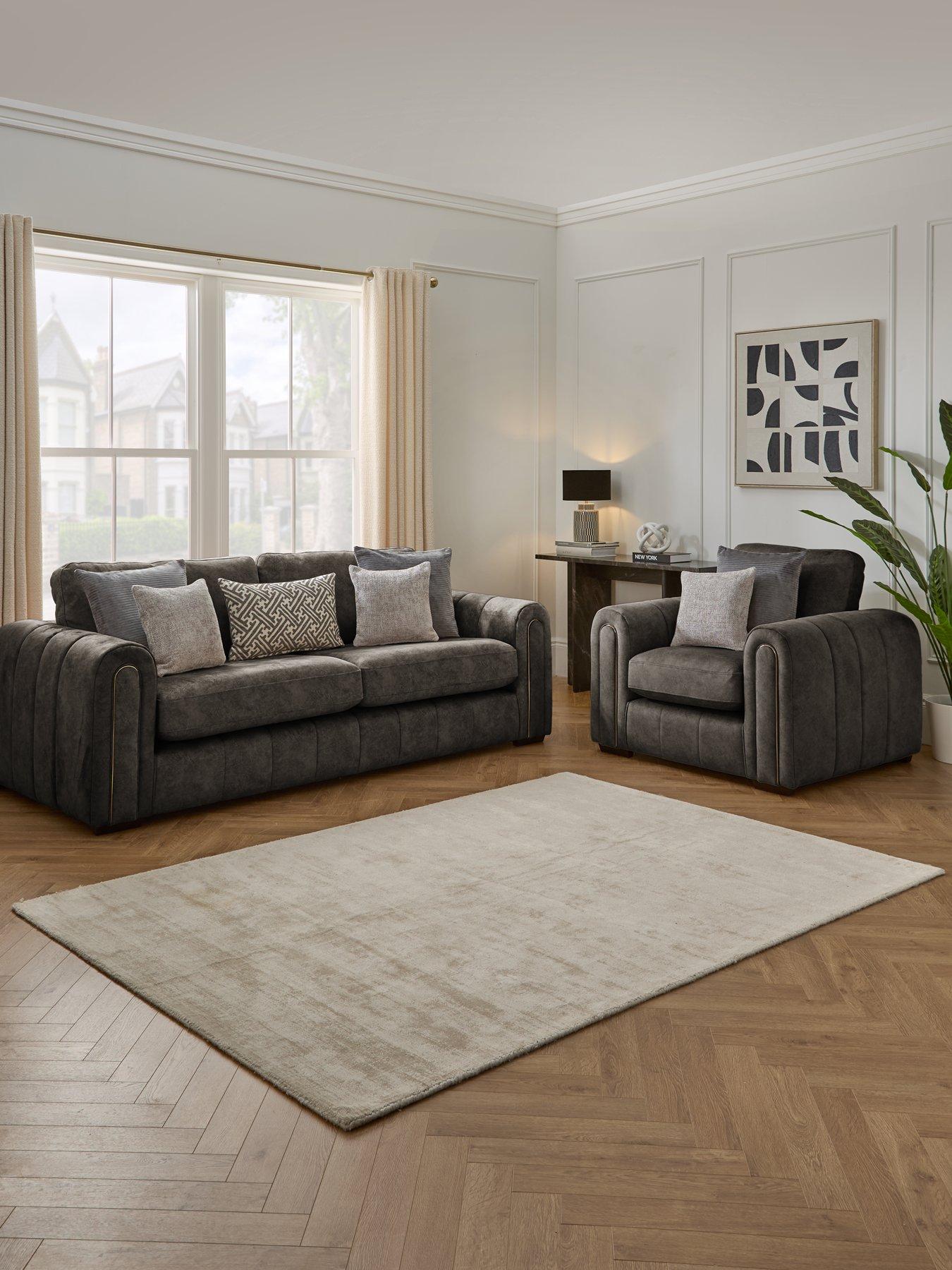 undefined Amara 3 + Chair