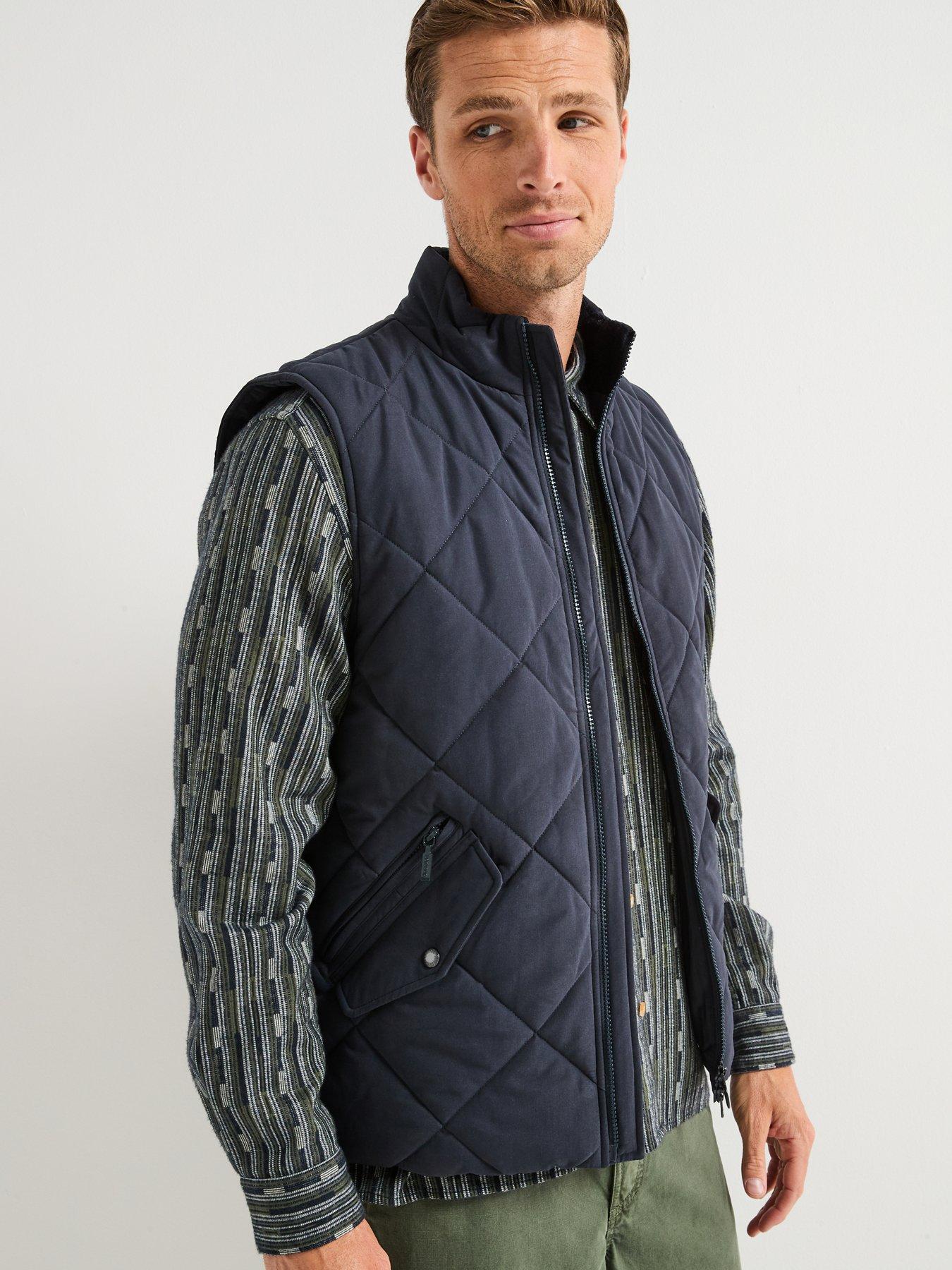 Image 5 of 6 of Barbour City Chelsea Quilted Gilet- Navy