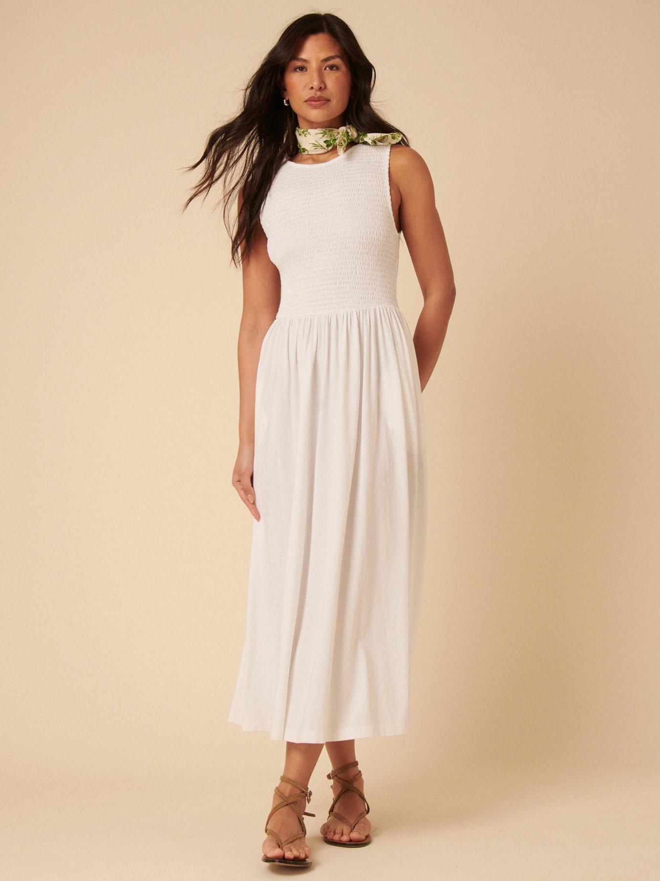 undefined Billie Shirred Bodice Midi Dress Plain - White