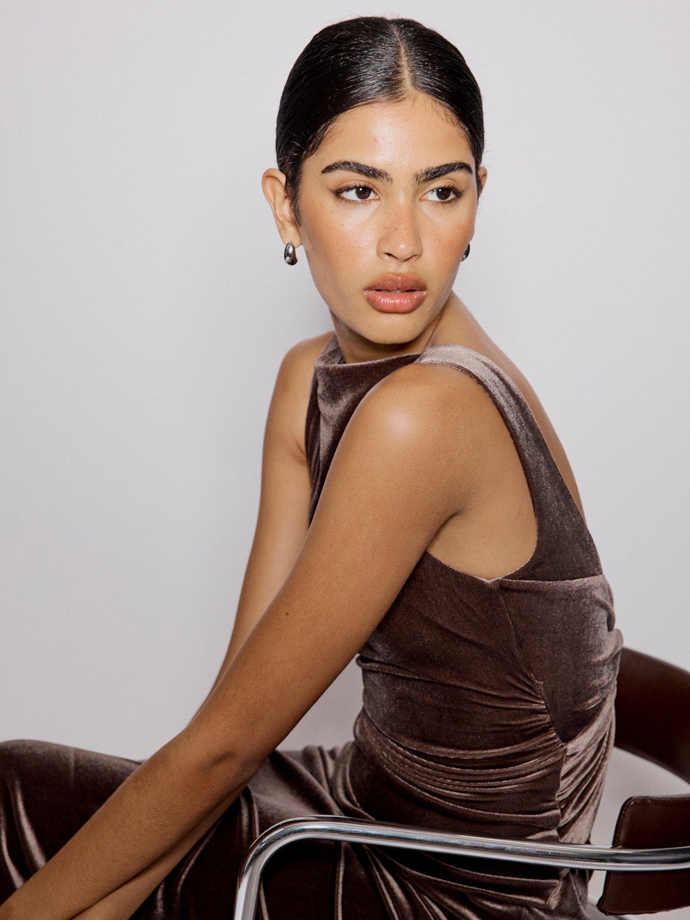 Image 4 of 5 of Nobodys Child Margot Midi Dress Plain - Brown
