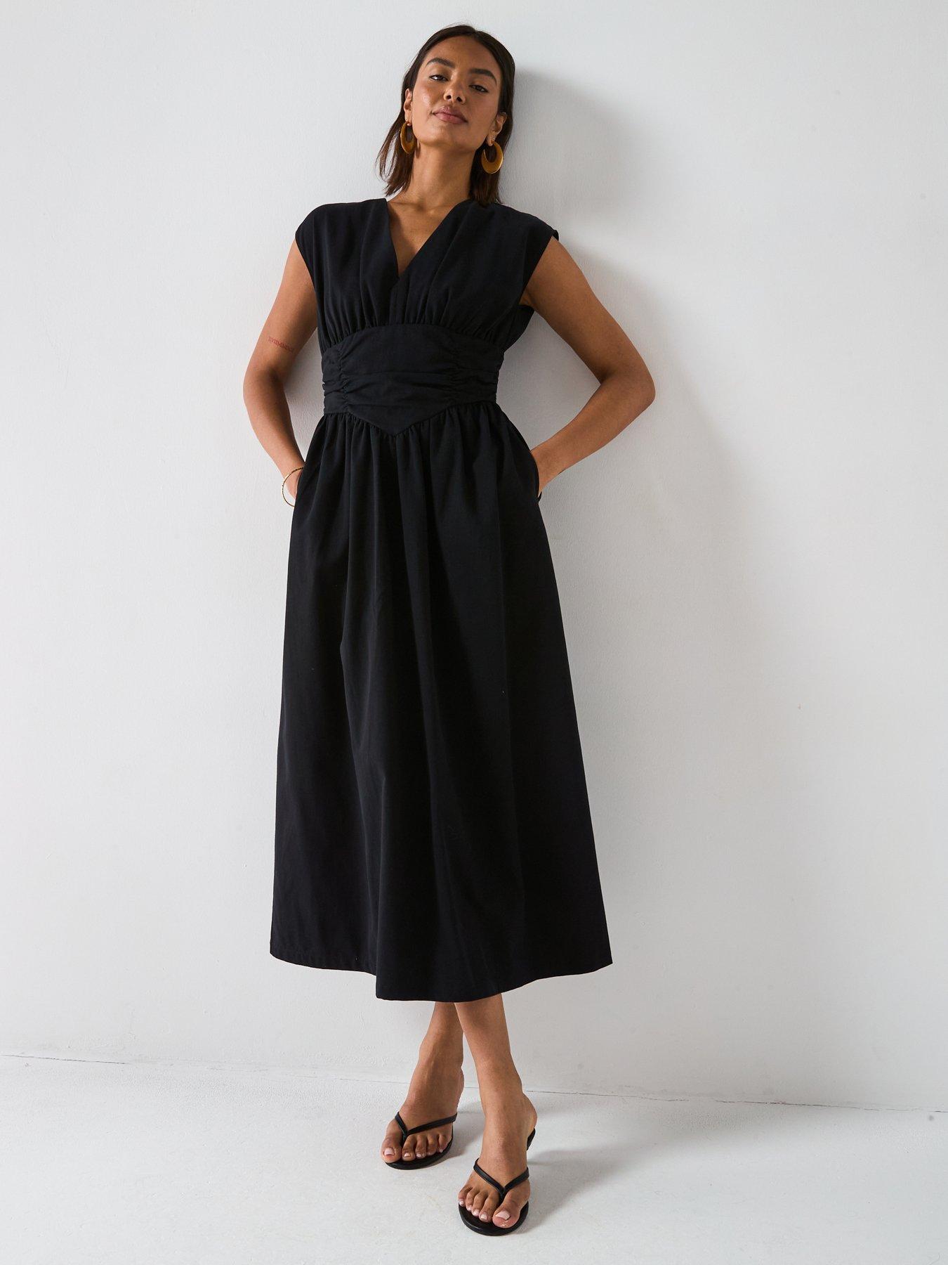 Image 3 of 6 of V by Very Shirred Waist V-Neck Midaxi Dress - Black