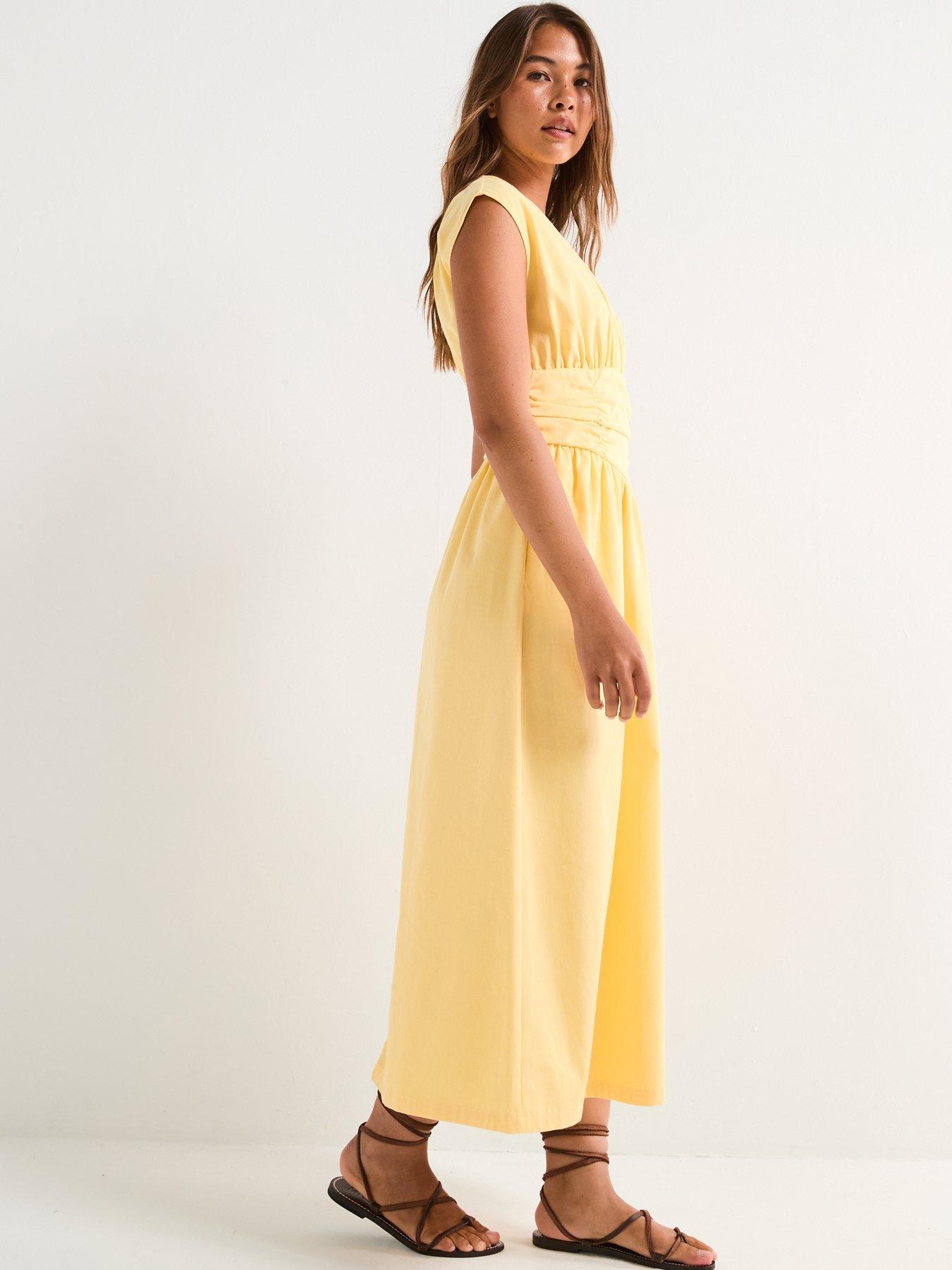 V by Very Shirred Waist V-Neck Midaxi Dress - Yellow | Littlewoods