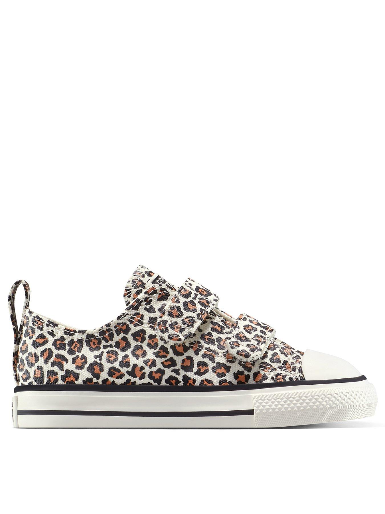 Image 1 of 7 of Converse Infants Animal Print Chuck Taylor All Star 2V Ox Trainers - Brown