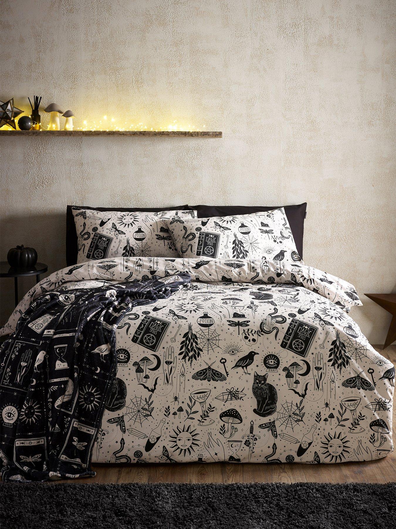 Image 1 of 6 of Catherine Lansfield Enchanted Witchcraft Duvet Set