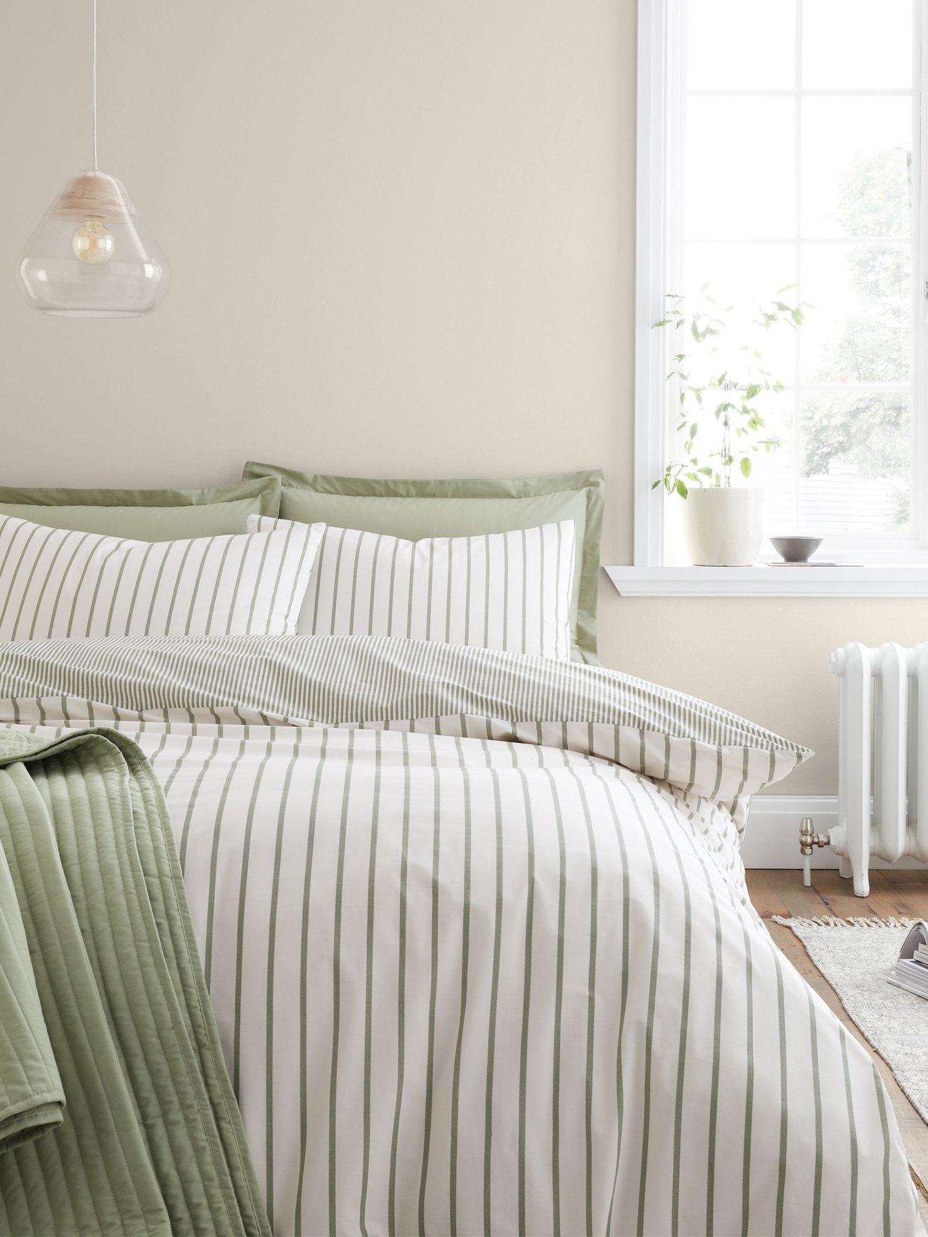 undefined Hampton Stripe 200 Thread Count Cotton Reversible Duvet Set Green