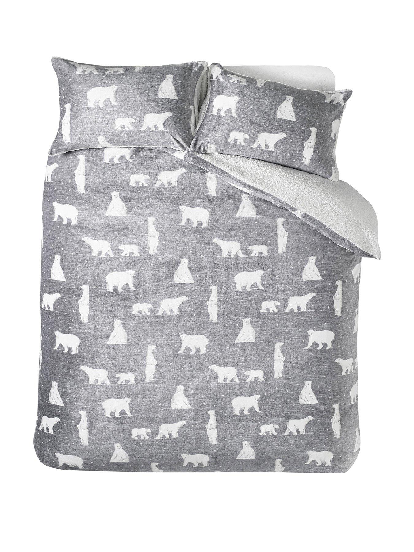 Image 2 of 5 of Catherine Lansfield Cosy Polar Bear Christmas Duvet Set