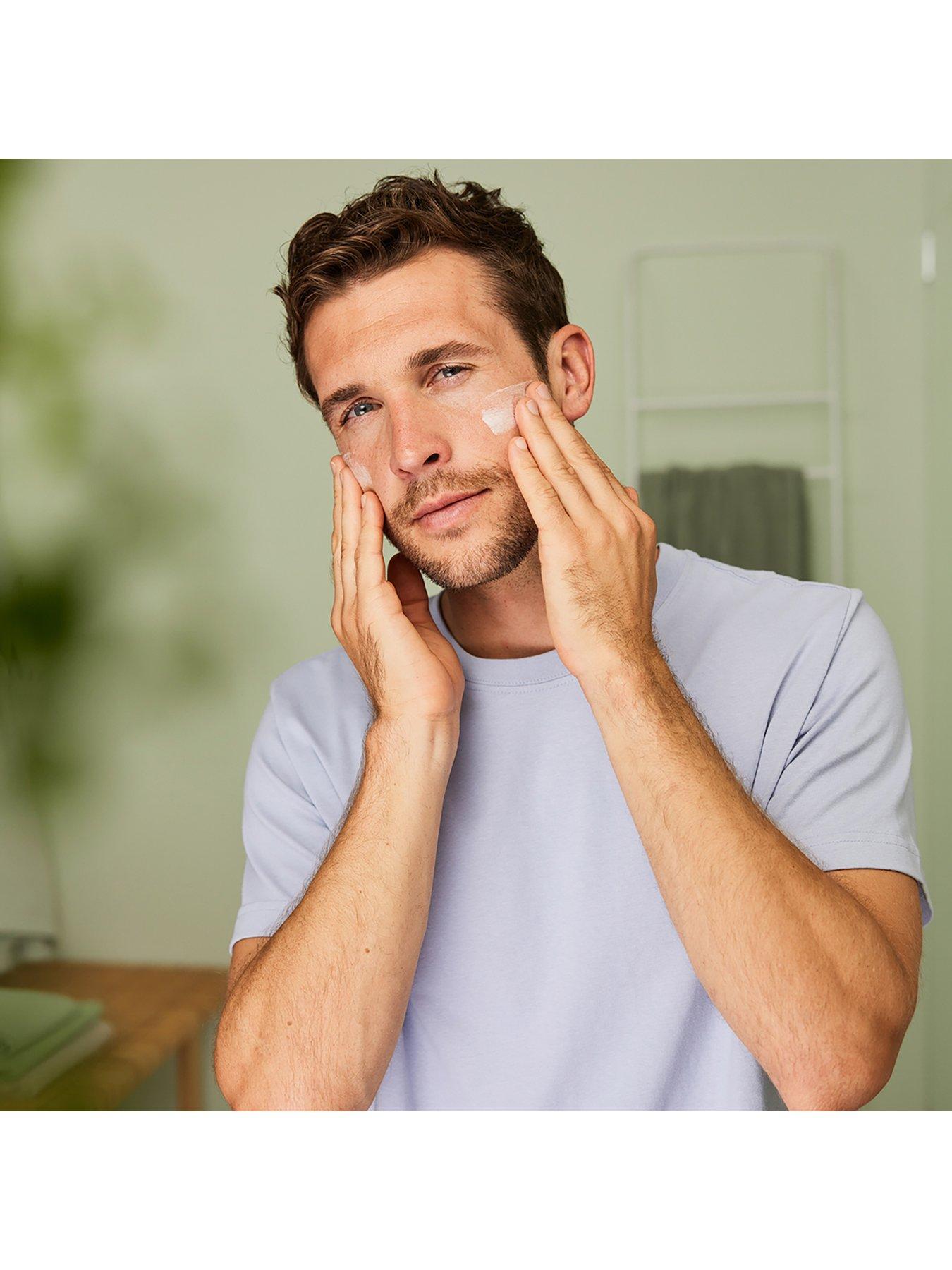 Image 4 of 4 of Weleda Moisture Cream For Men