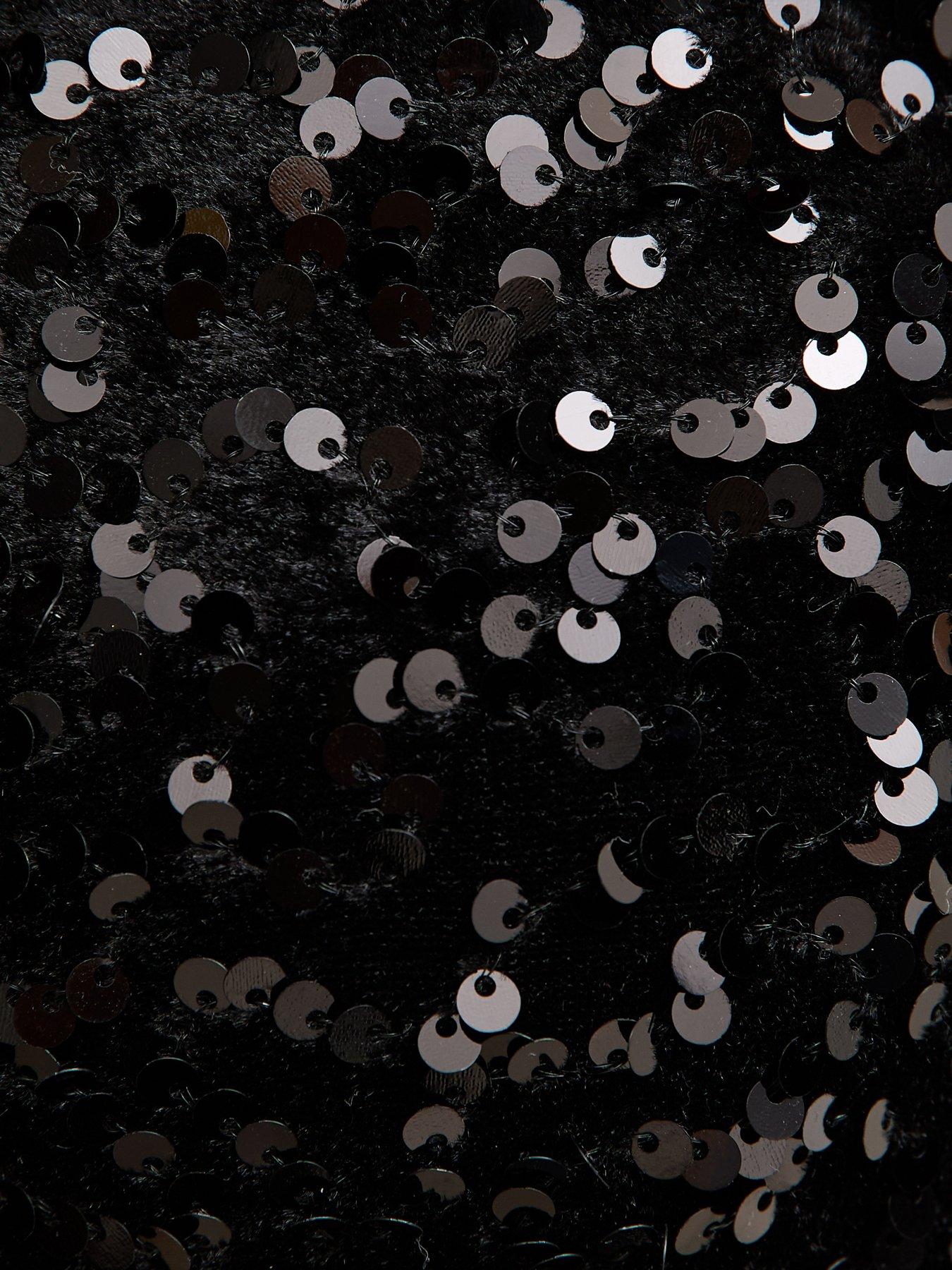 Image 6 of 6 of New Look 915 Sequin Cami - Black