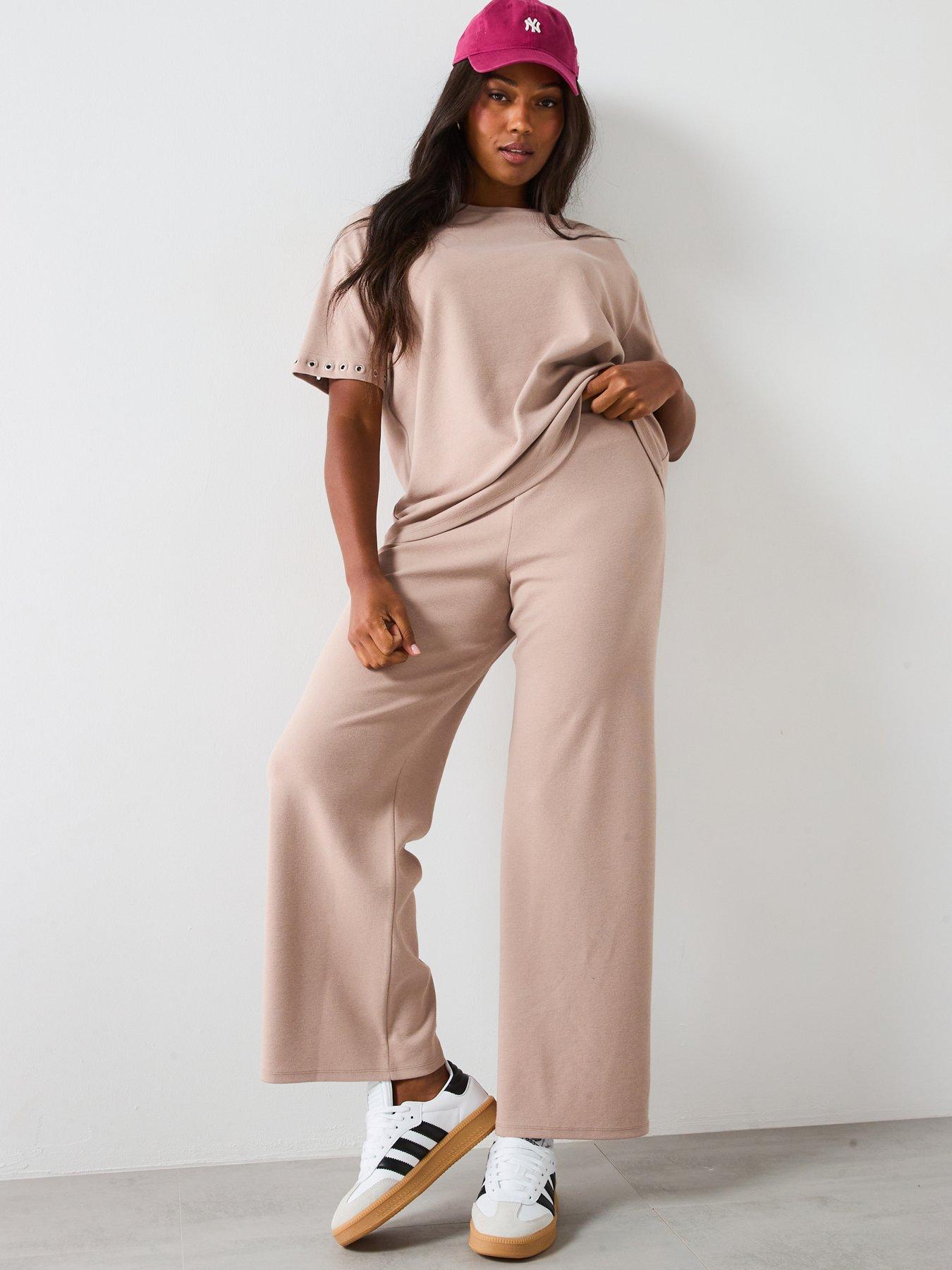 Image 3 of 6 of V by Very Curve Textured T-Shirt Co-Ord - Beige