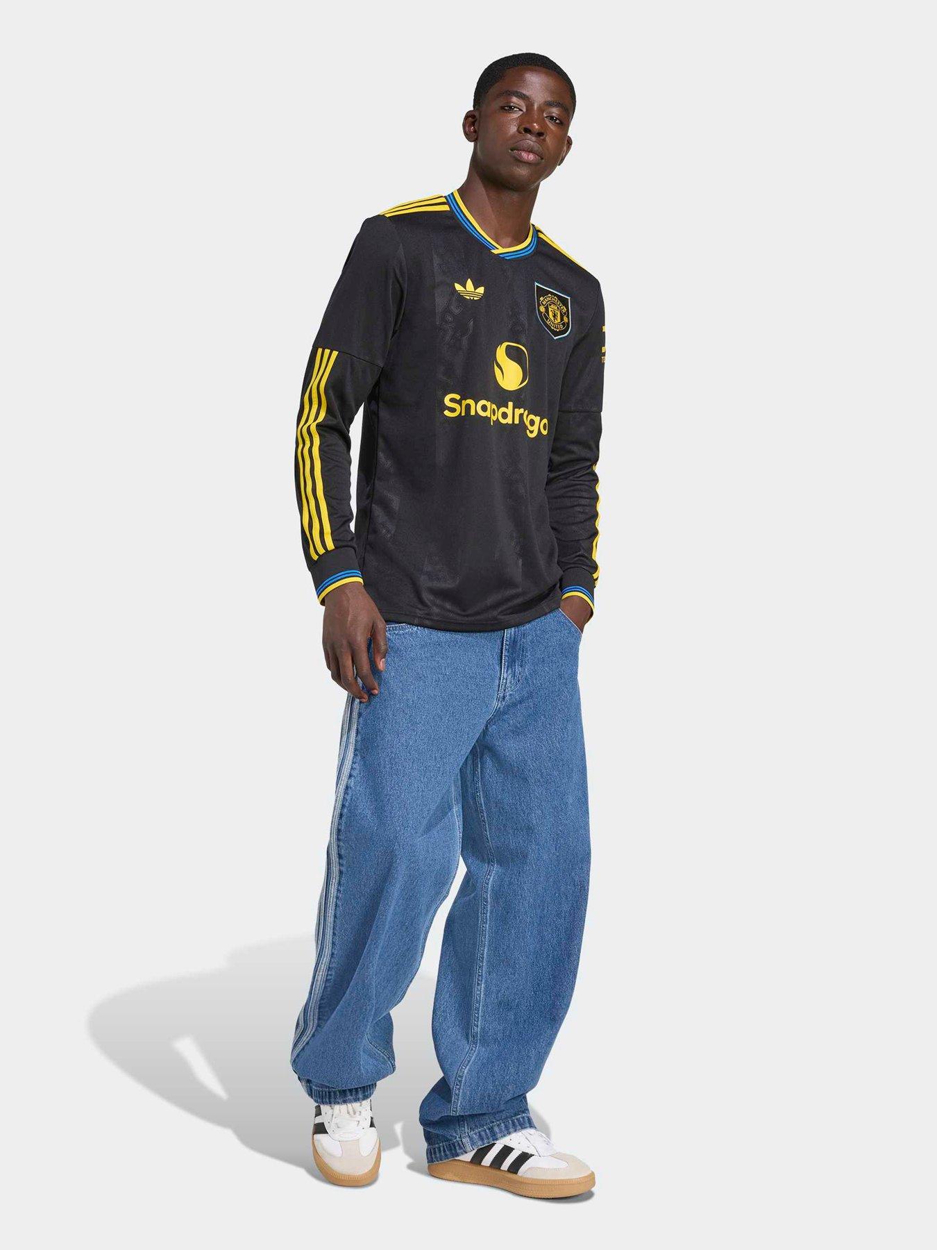 Image 3 of 5 of adidas Mens Manchester United 25/26 Long Sleeve Stadium Replica Third Football Shirt - Black