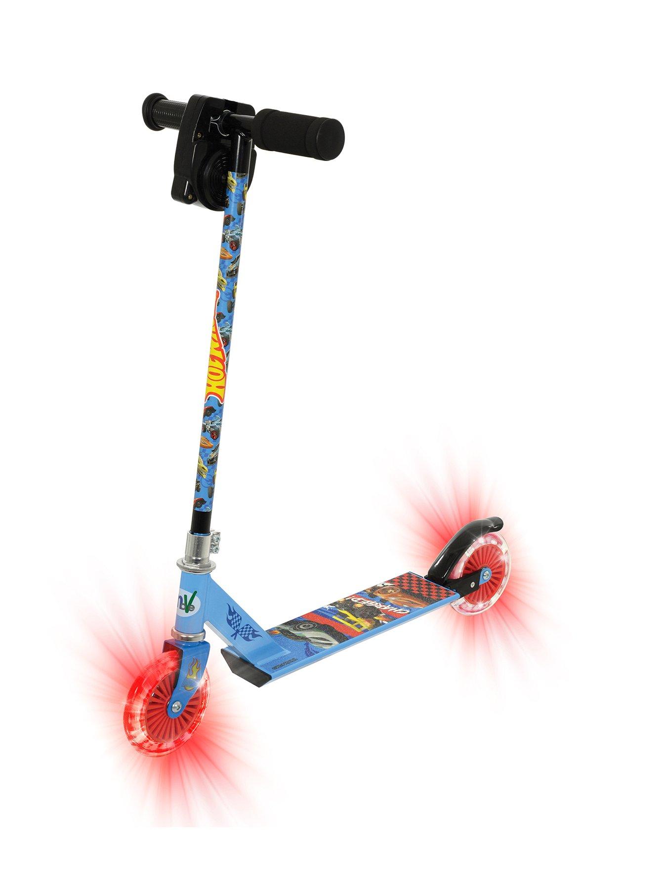 Hot Wheels Inline Revver Scooter with Light up Wheels
